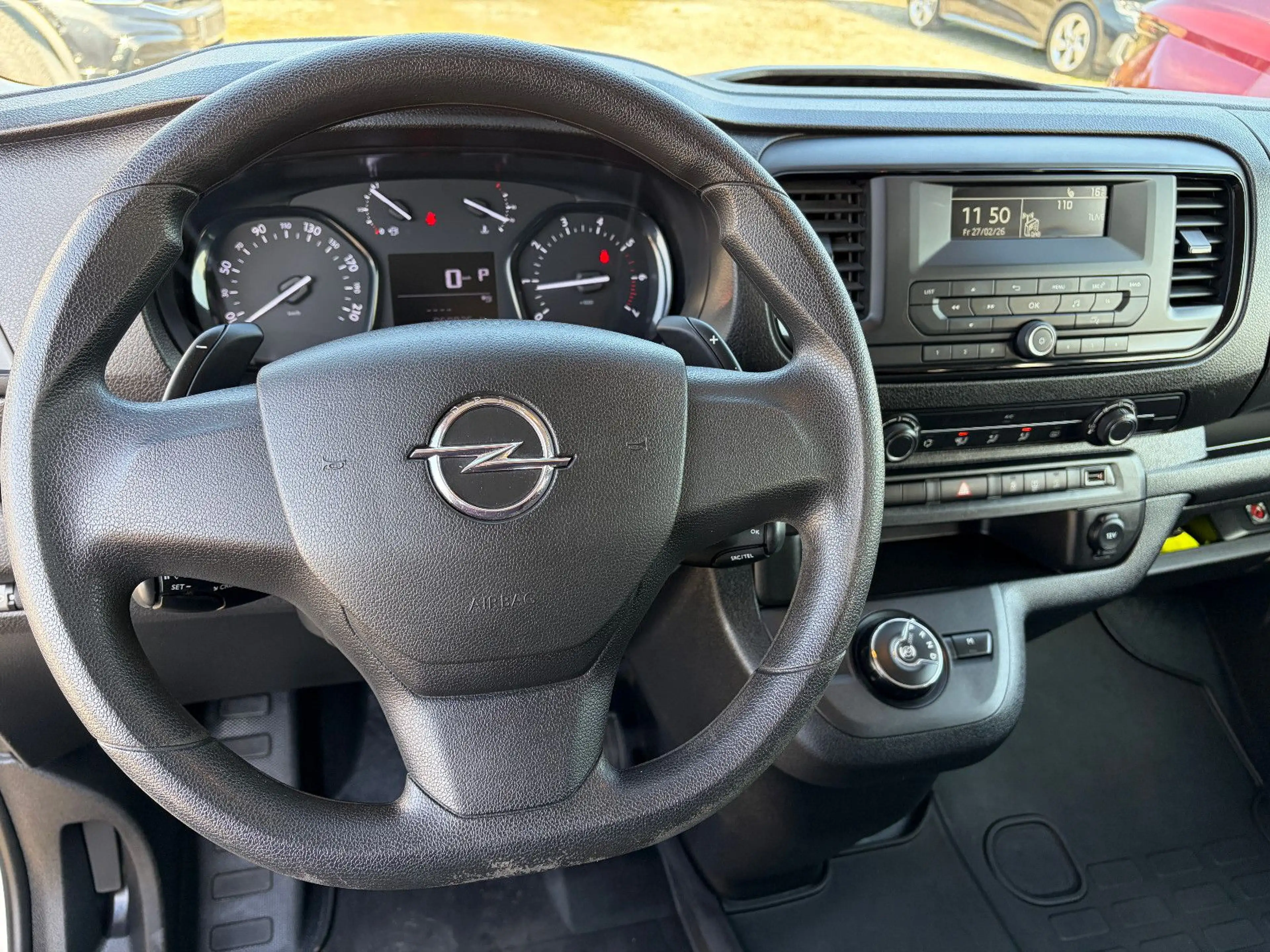 Opel Zafira Life — photo 8