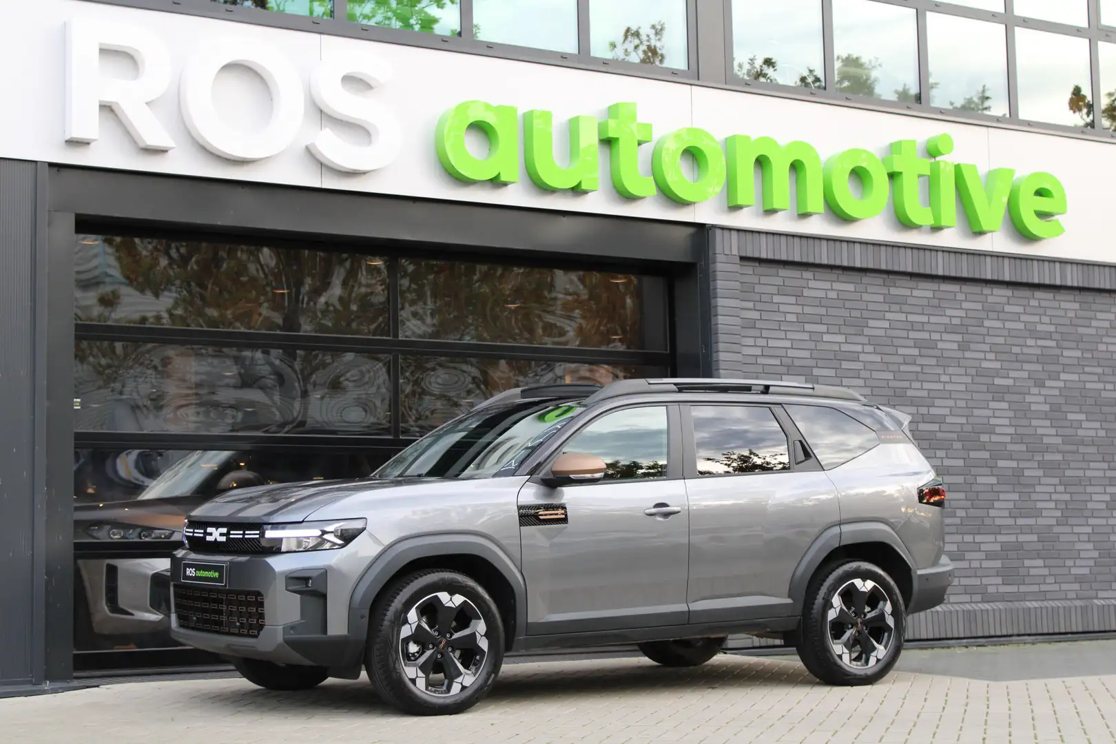 Dacia Bigster 1.8 Hybrid 155 Extreme | BTW | PANO | STOELVERWARM Grijs - 2