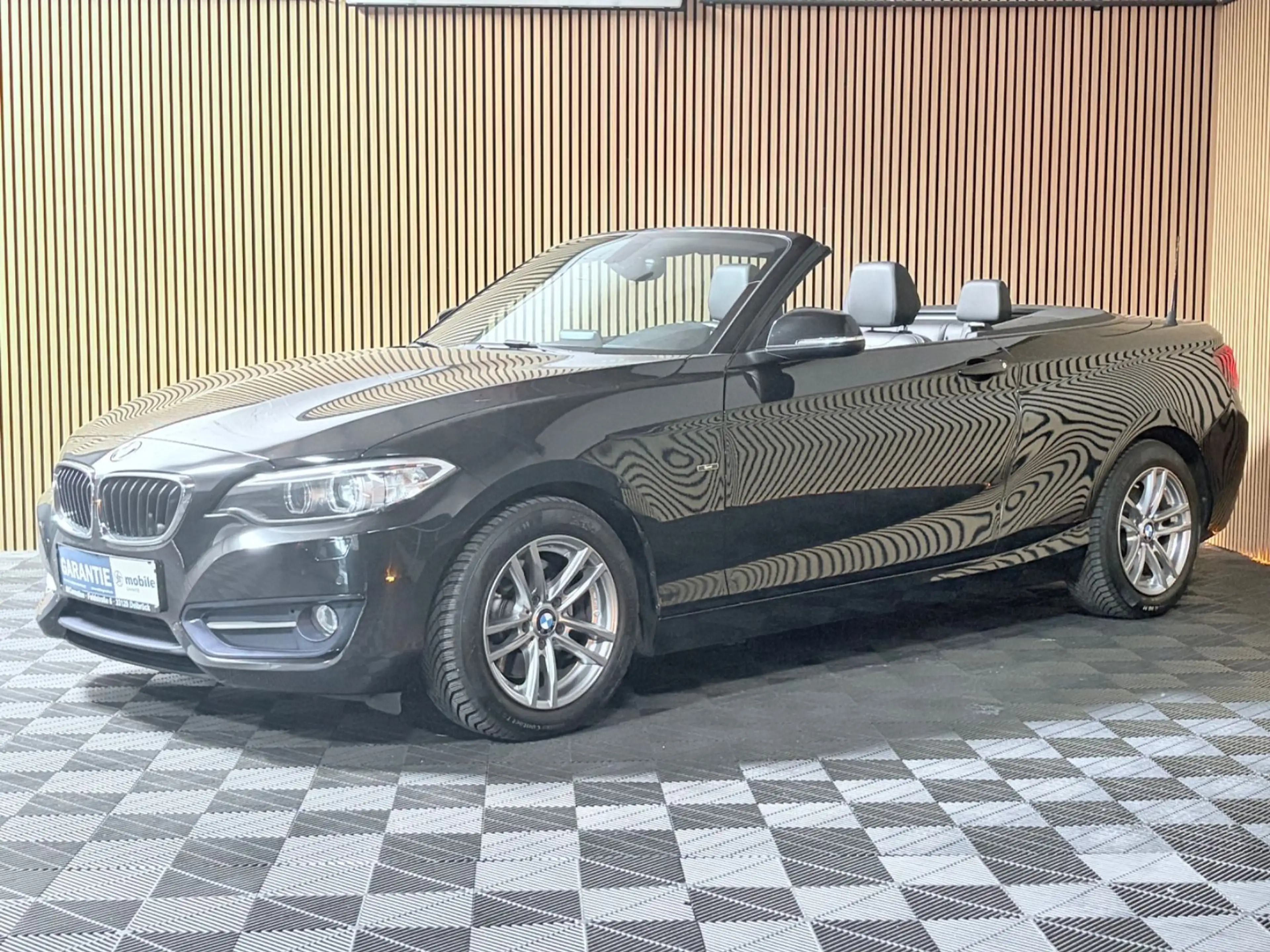 BMW 220 i 2er Sport Cabrio Benzin/ Schalter/ PDC/ LED