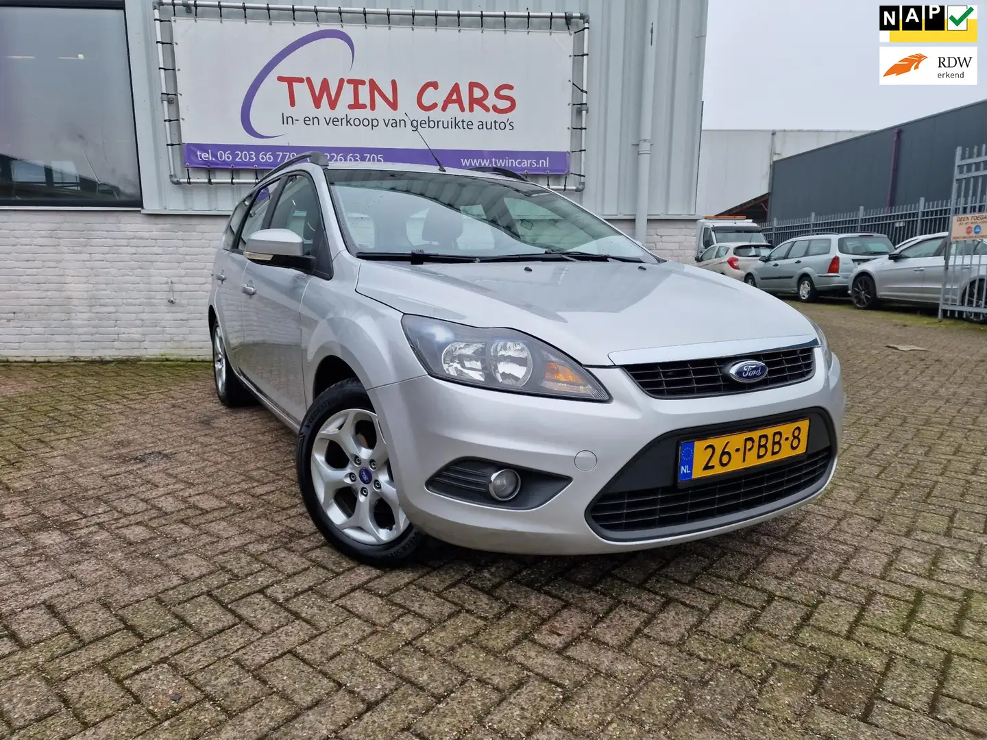 Ford Focus Wagon 1.6 Comfort airco Gris - 1