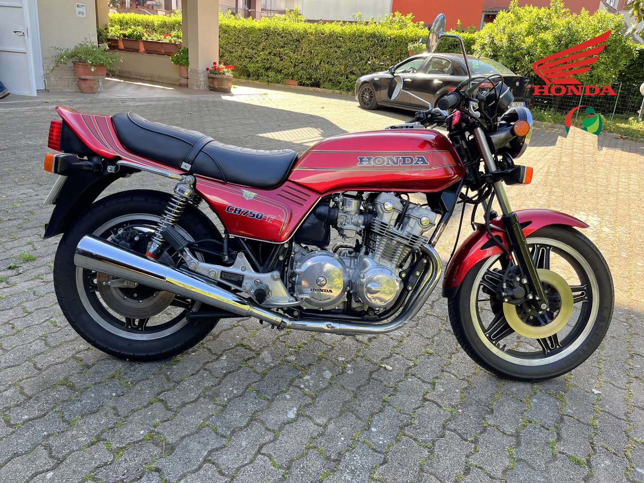 Honda CB 750 F