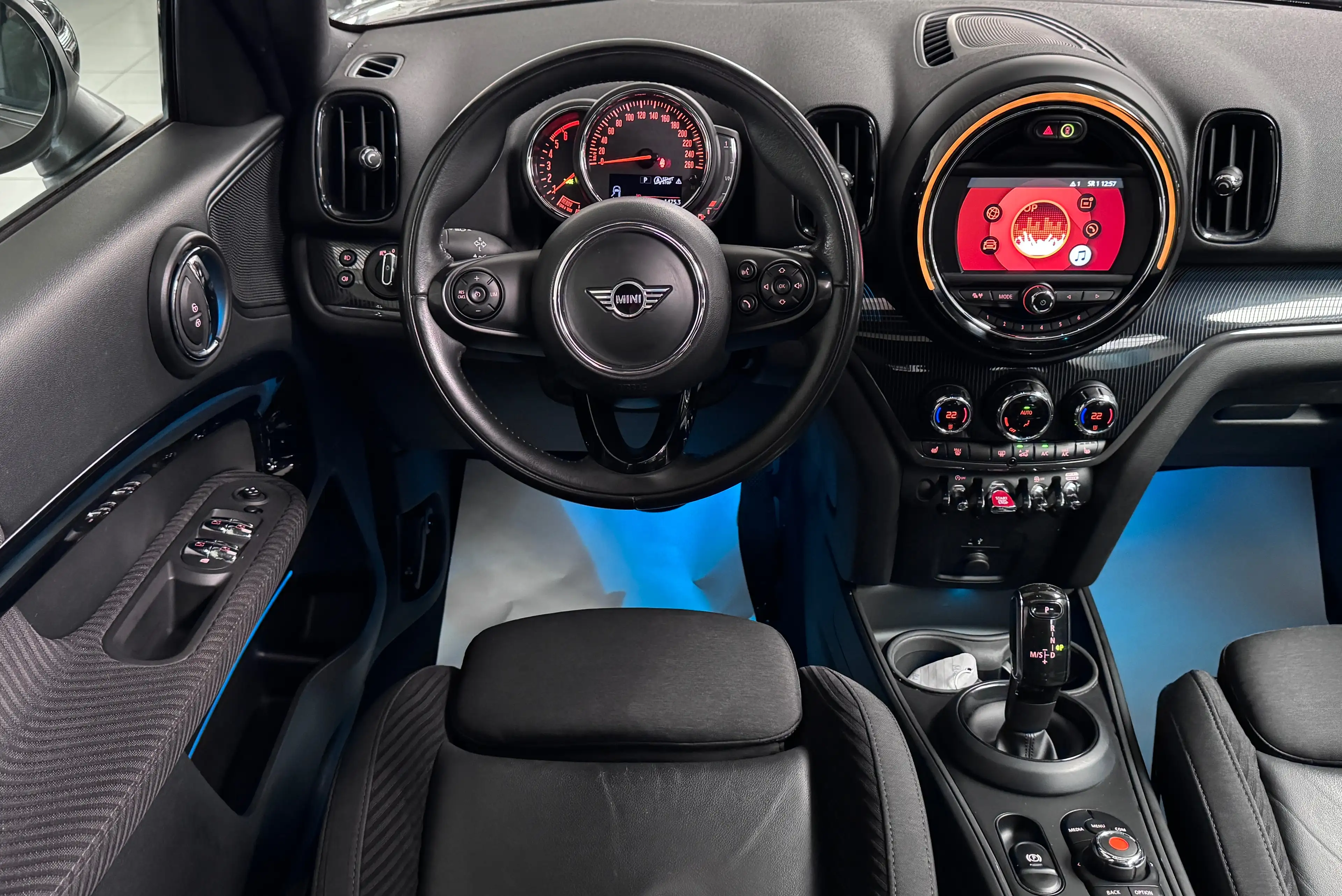 MINI Cooper D Countryman Cooper D*1.Hand*LED*Panorama*Teilleder*Keyless Go — photo 14