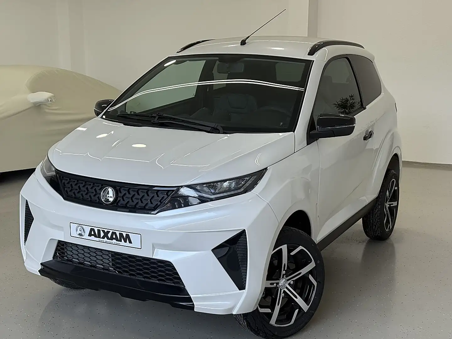 Aixam Crossover Premium BESTPREIS Weiß - 1