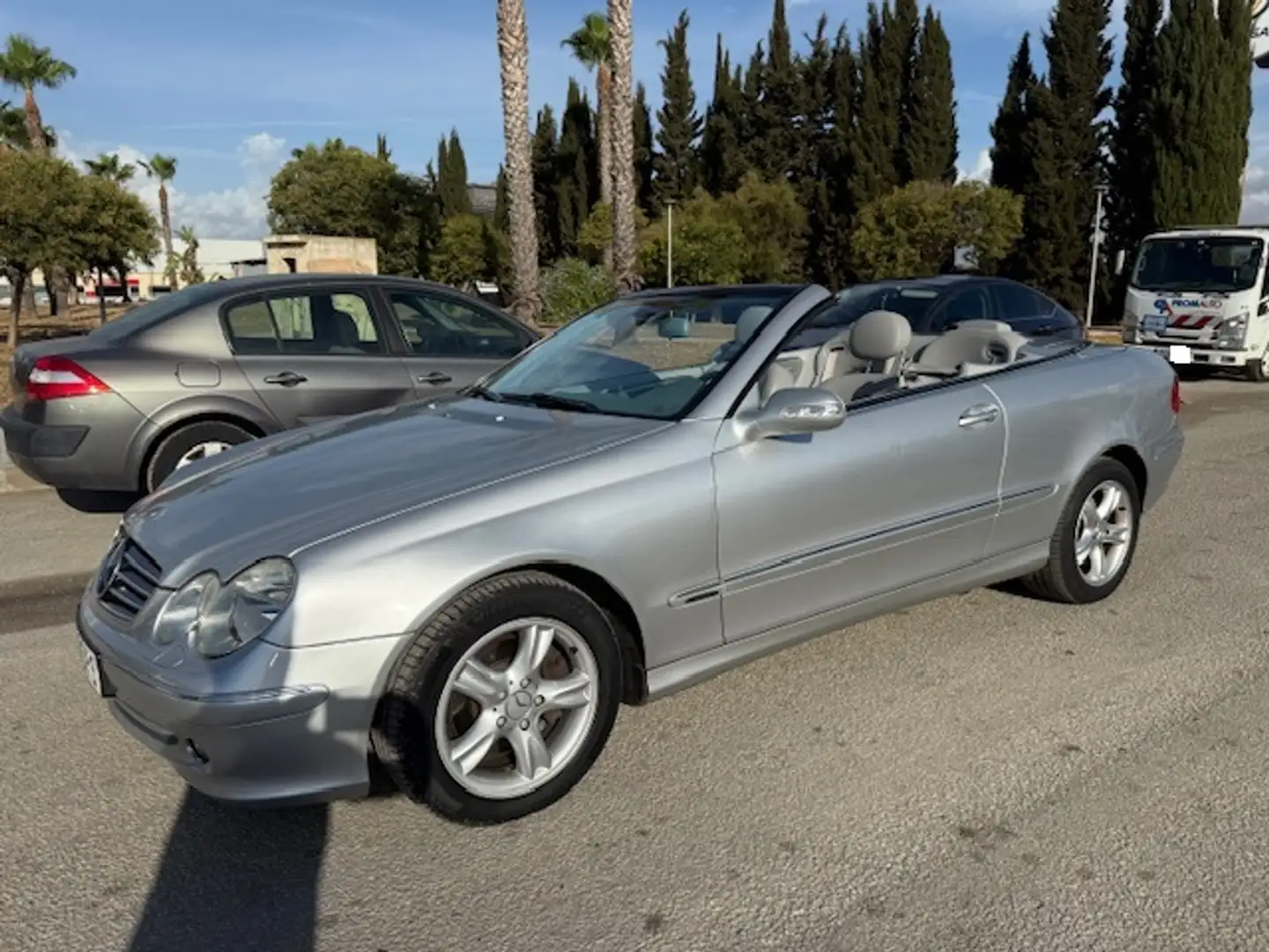 Mercedes-Benz CLK 200 Cabrio 320 Gris - 1
