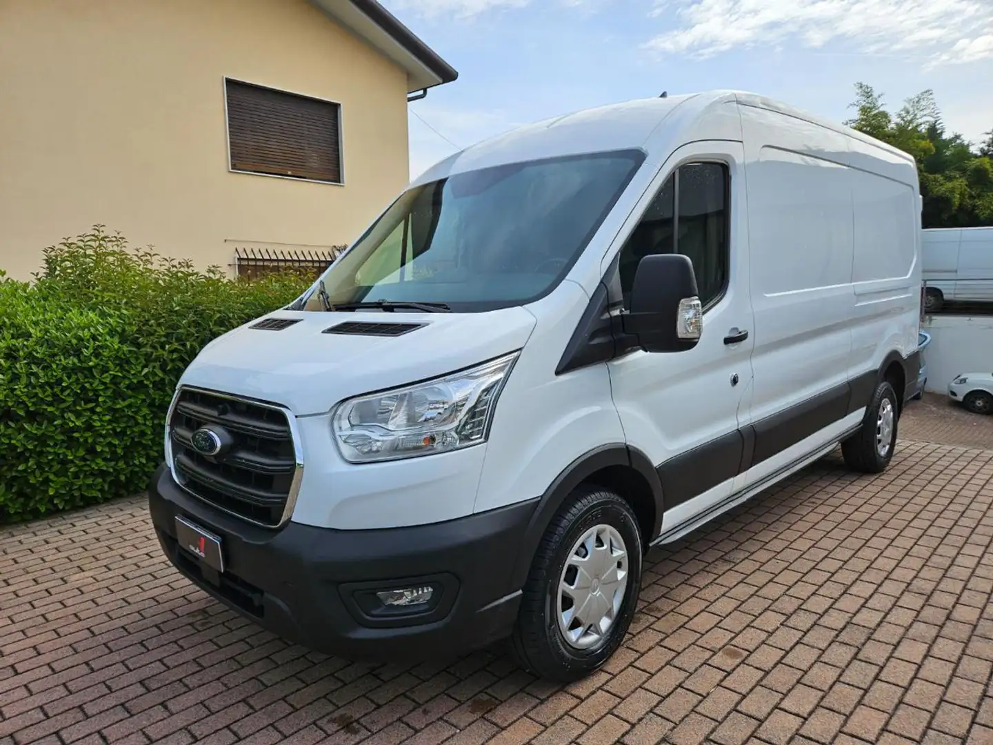 Ford Transit 350 2.0TDCi EcoBlue 170CV PL-TM Furgone Trend Wit - 2