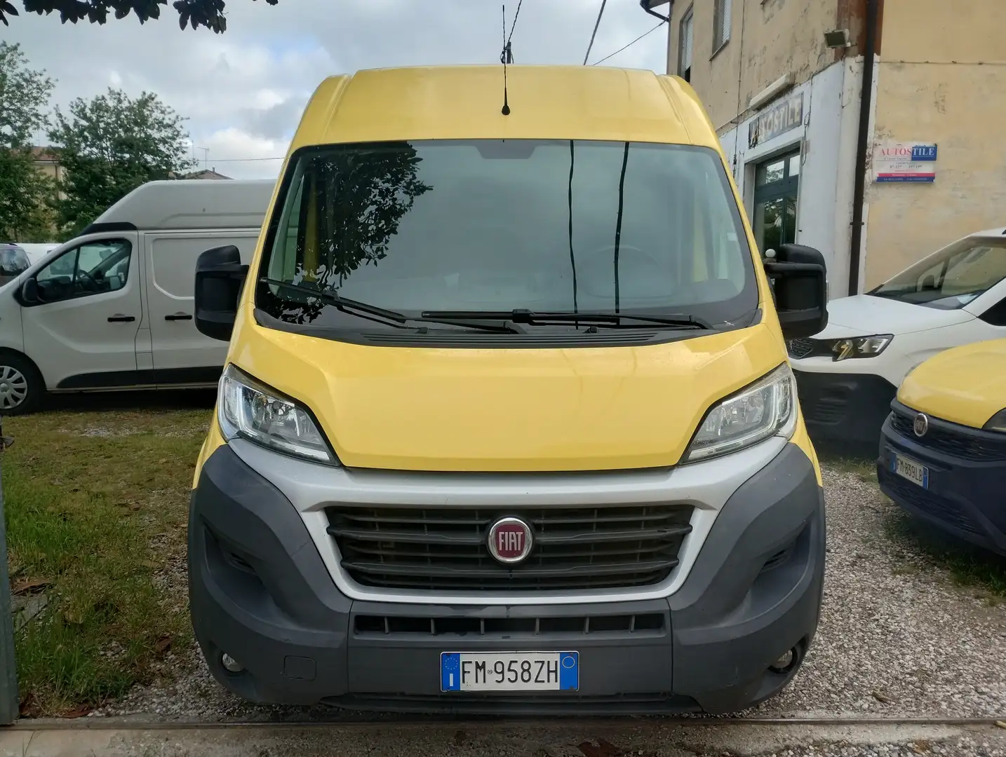 Fiat Ducato 35 2.3 MJT 130CV PM-TM Furgone Geel - 1