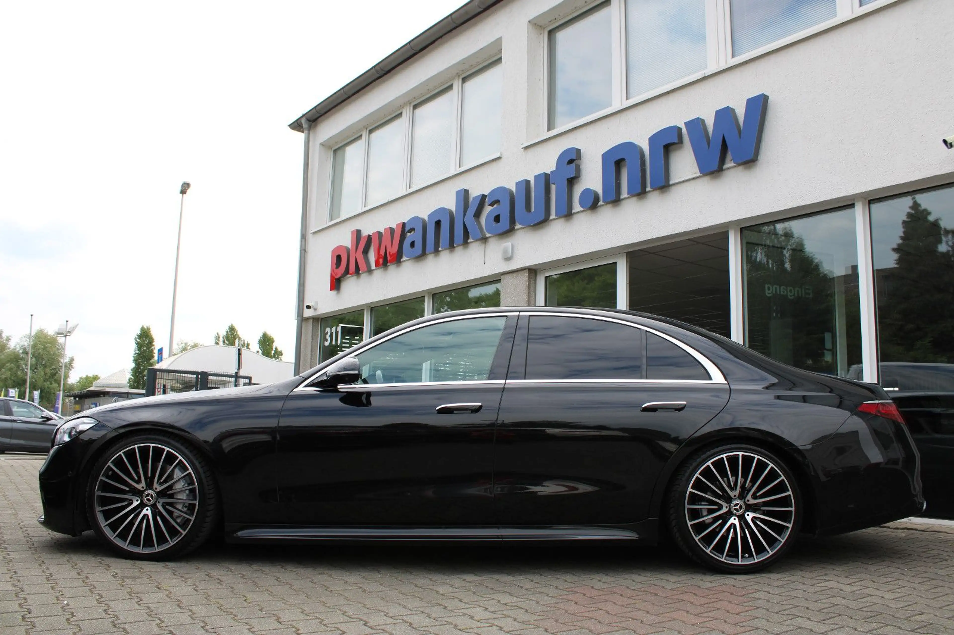 Mercedes-Benz S 400 d 4M/AMG/Night/Pano/HuD/ACC/Airmatic/360°Ka — photo 8