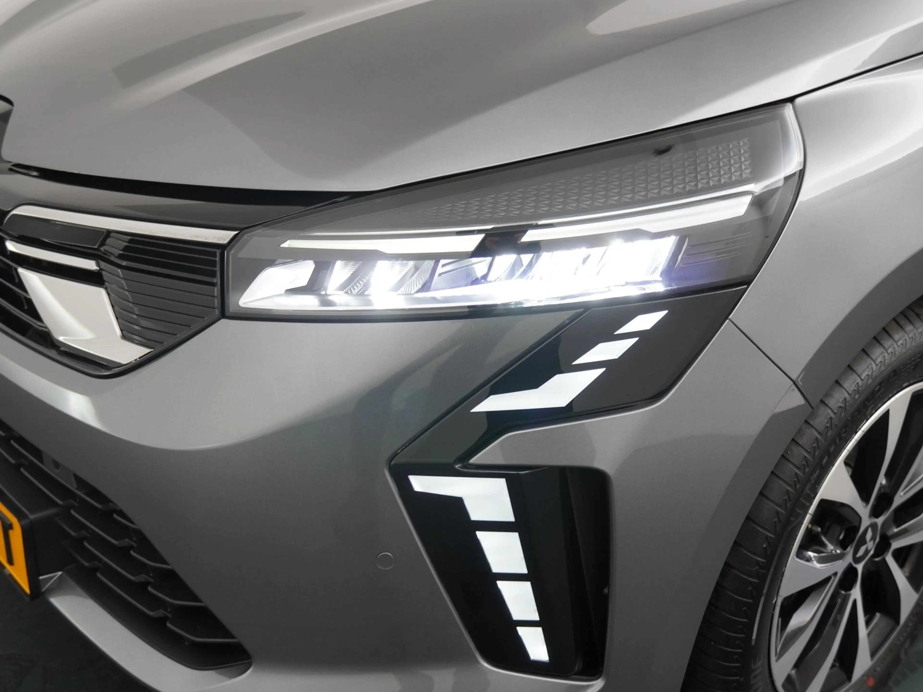 Mitsubishi Colt 1.6 HEV Intense | Parkeercamera | Apple Carplay/An — photo 15