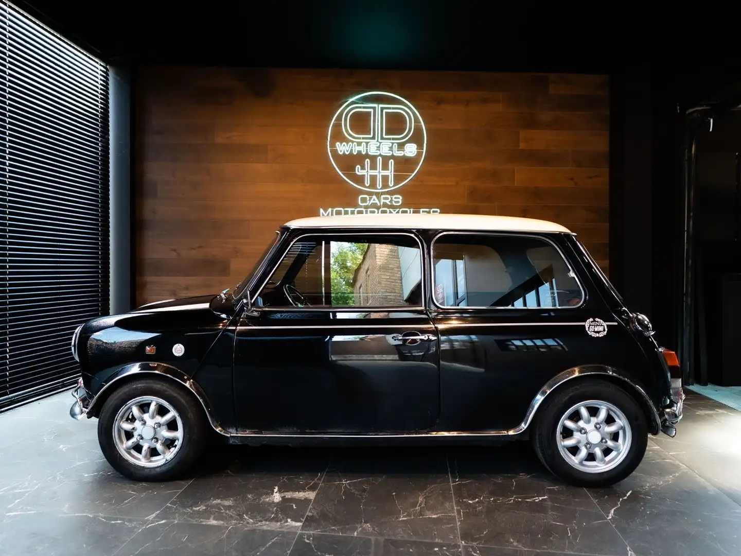Rover MINI 1.3i Cooper Czarny - 2