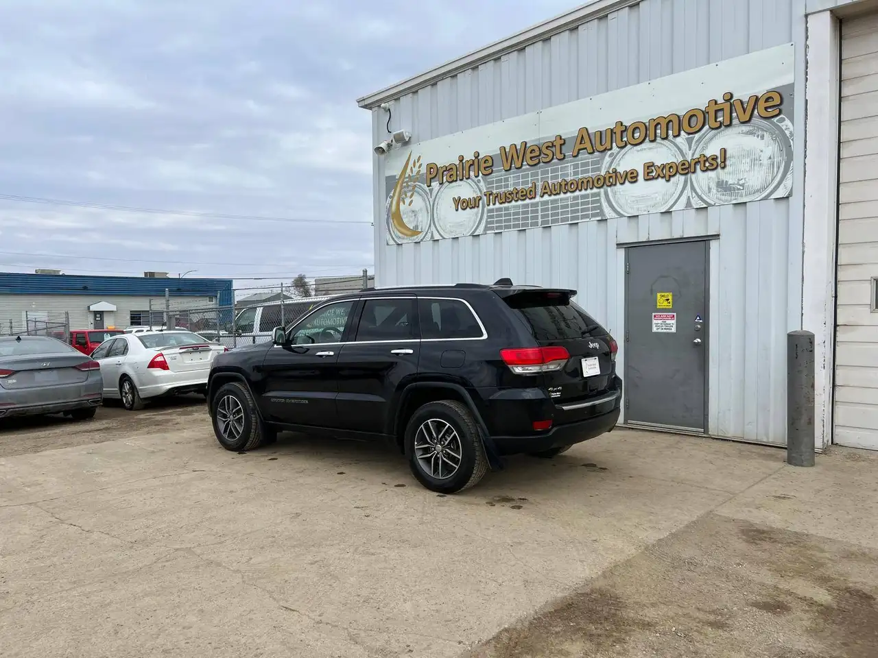 Jeep Grand Cherokee снимка Jeep Grand Cherokee