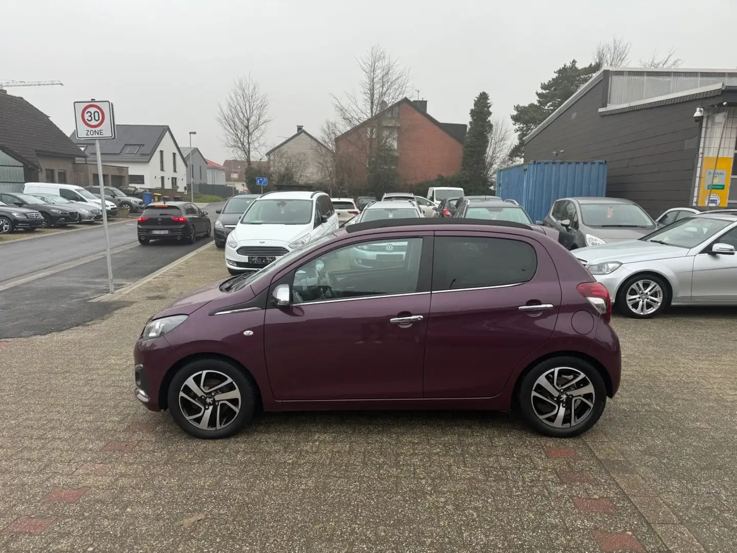 Peugeot 108 TOP Allure FALTDACH Klimaauto Alus Multifkt Violett - 2