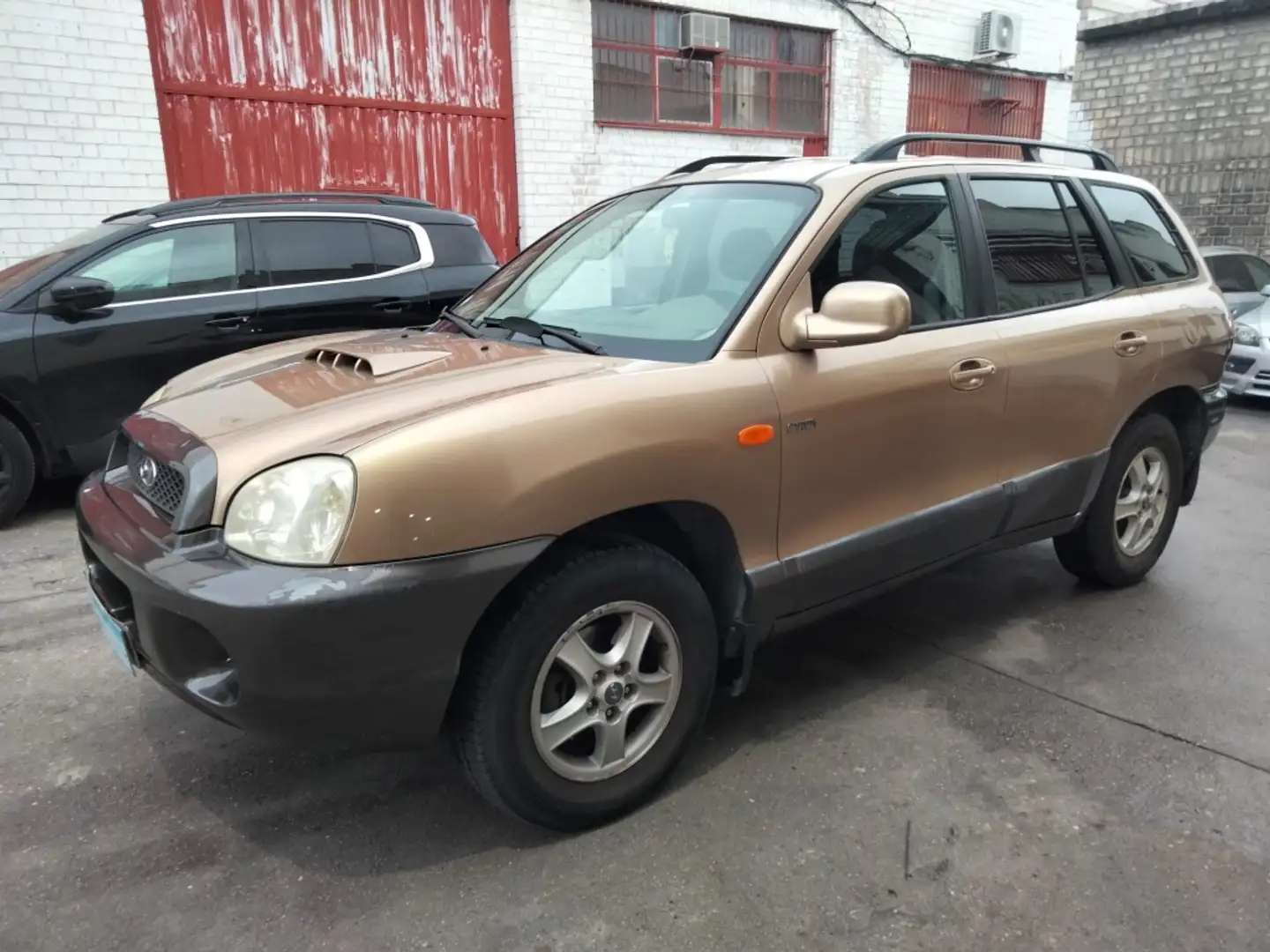 Hyundai SANTA FE 2.0CRDi GLS Béžová - 2