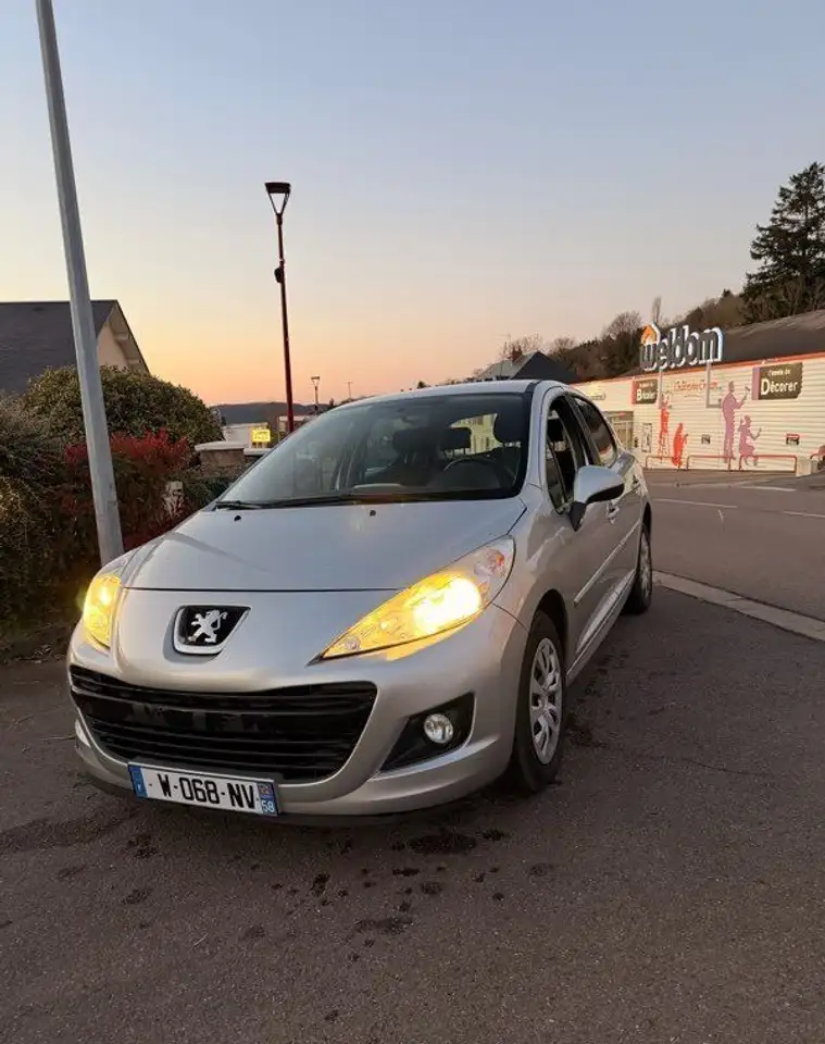 Peugeot 207 1.4 HDI 70 CV