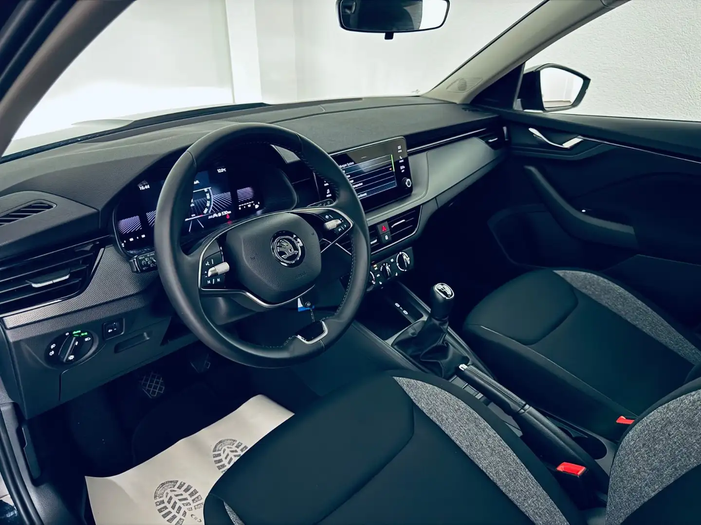 Skoda Kamiq Essence * NEW MODELL * Nero - 2