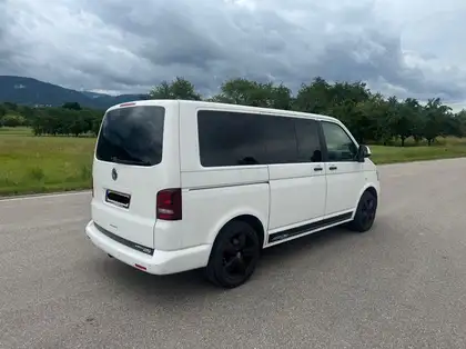 Annonce voiture d'occasion Volkswagen T5 Multivan - CARADIZE