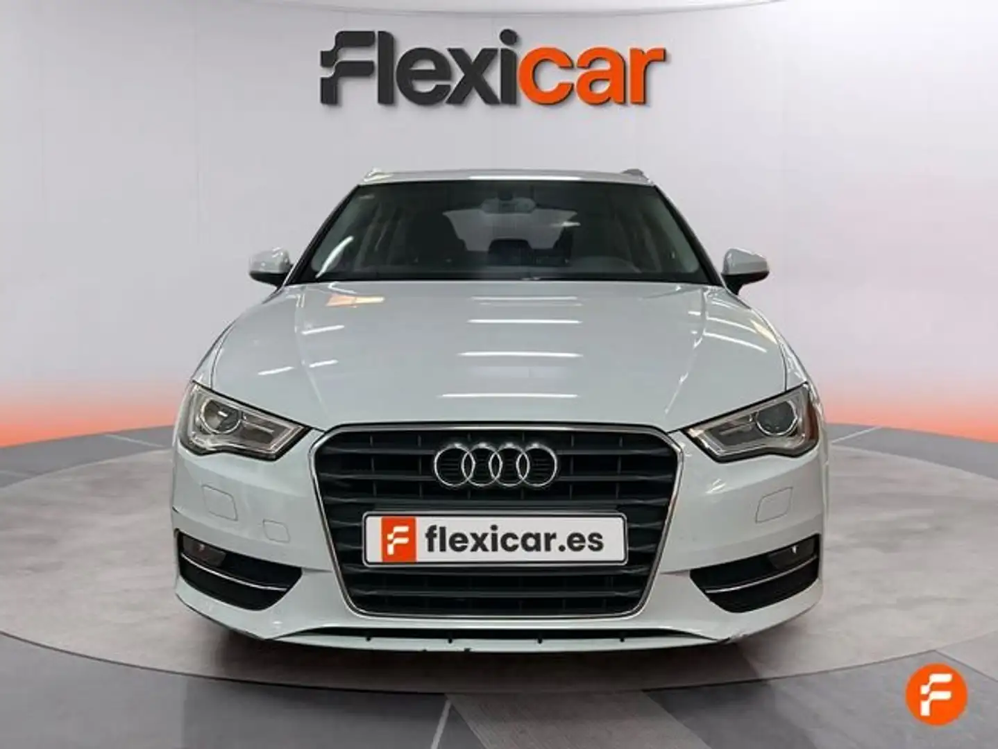 Audi A3 Sportback 1.6TDI CD S line ed. S-T Blanco - 2