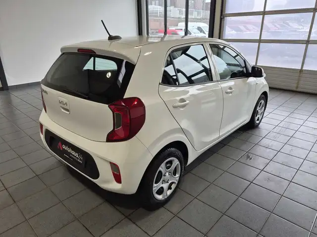 Kia Picanto view 5