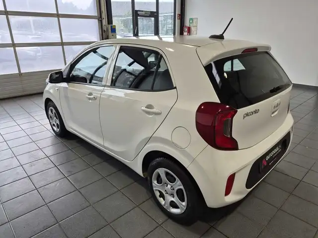 Kia Picanto view 4