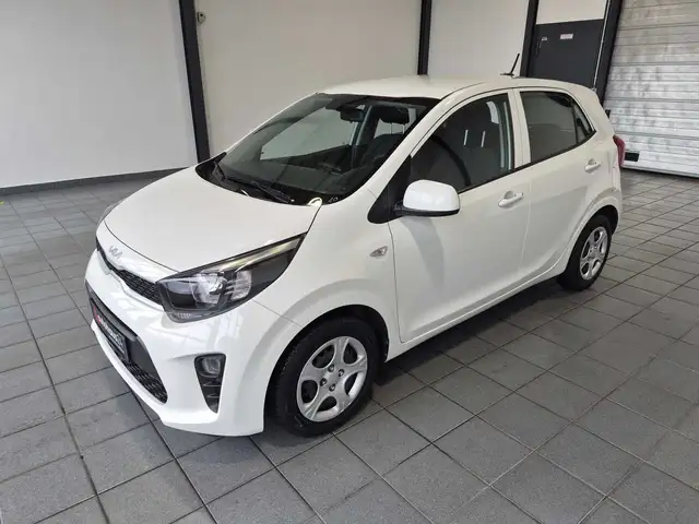 Kia Picanto view 3