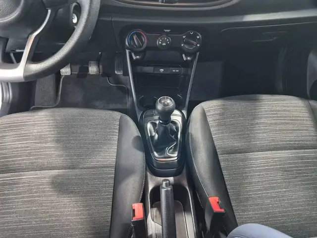 Kia Picanto view 12
