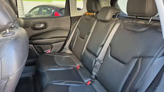 Jeep Compass view 9