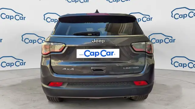 Jeep Compass view 3