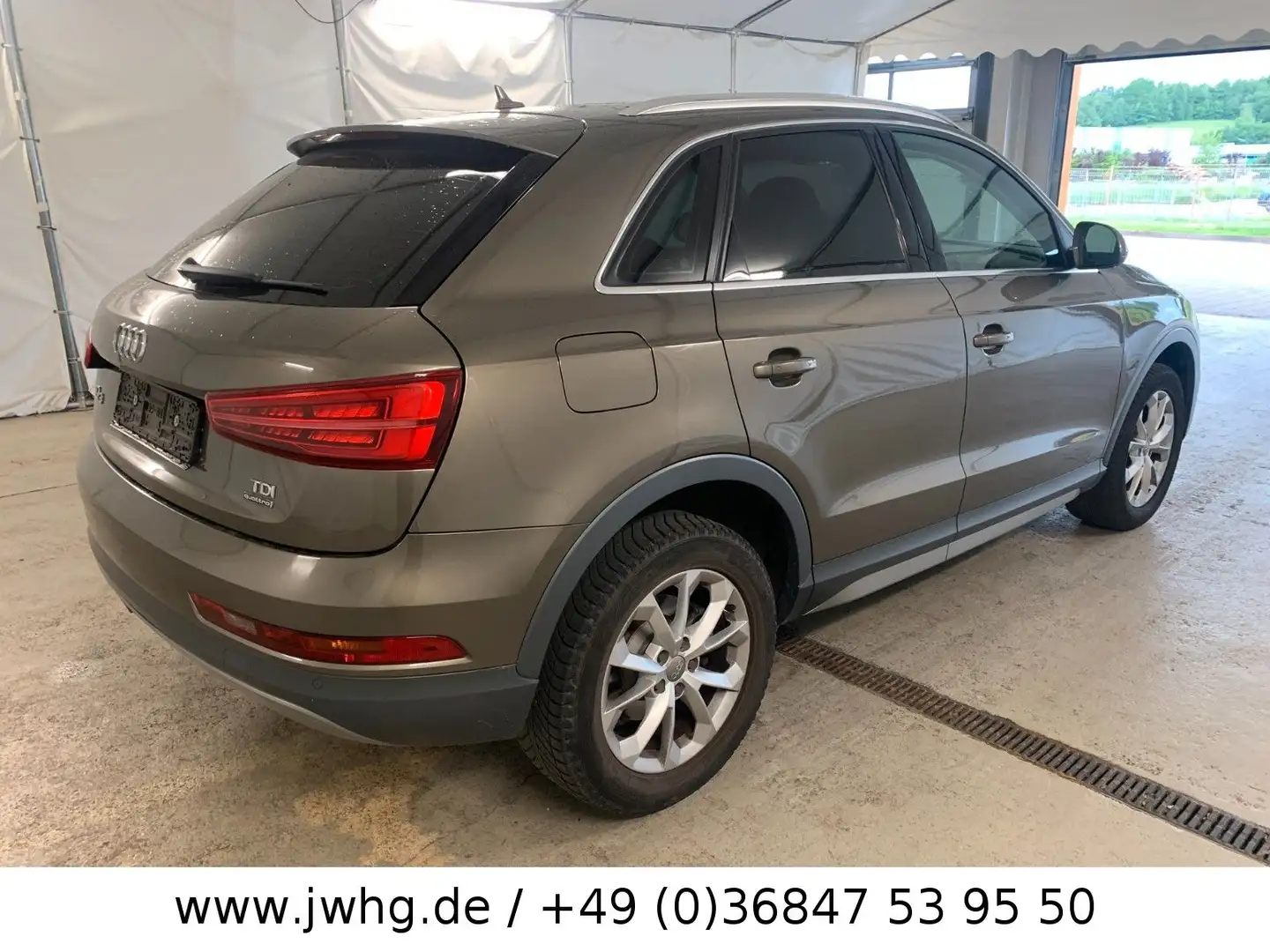 Audi Q3 design quattro LED Navi ALUS Tempo AHK SitzHz Braun - 2