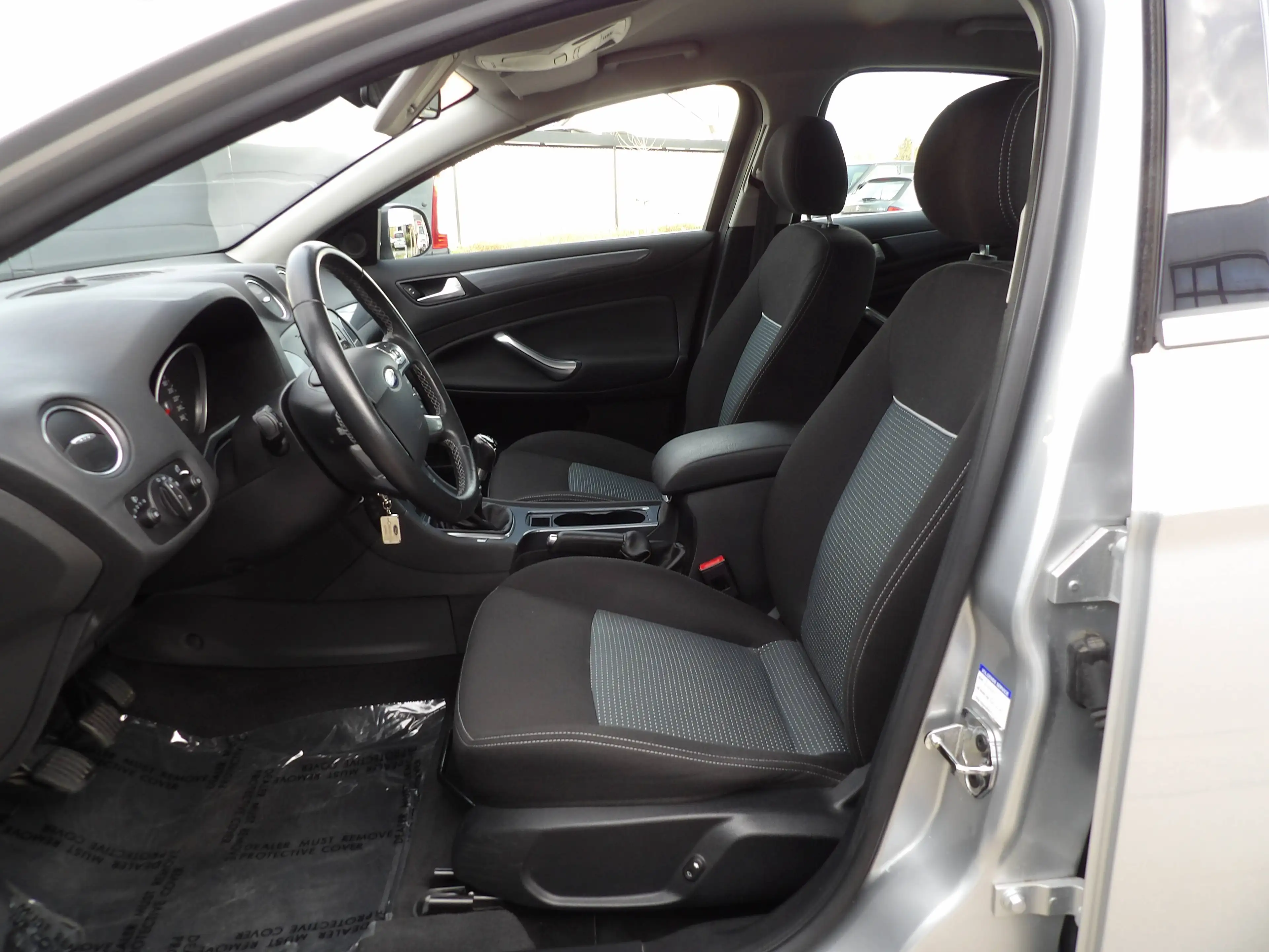 Ford Mondeo Mondeo 1.6 Turbo ECOboost — photo 10