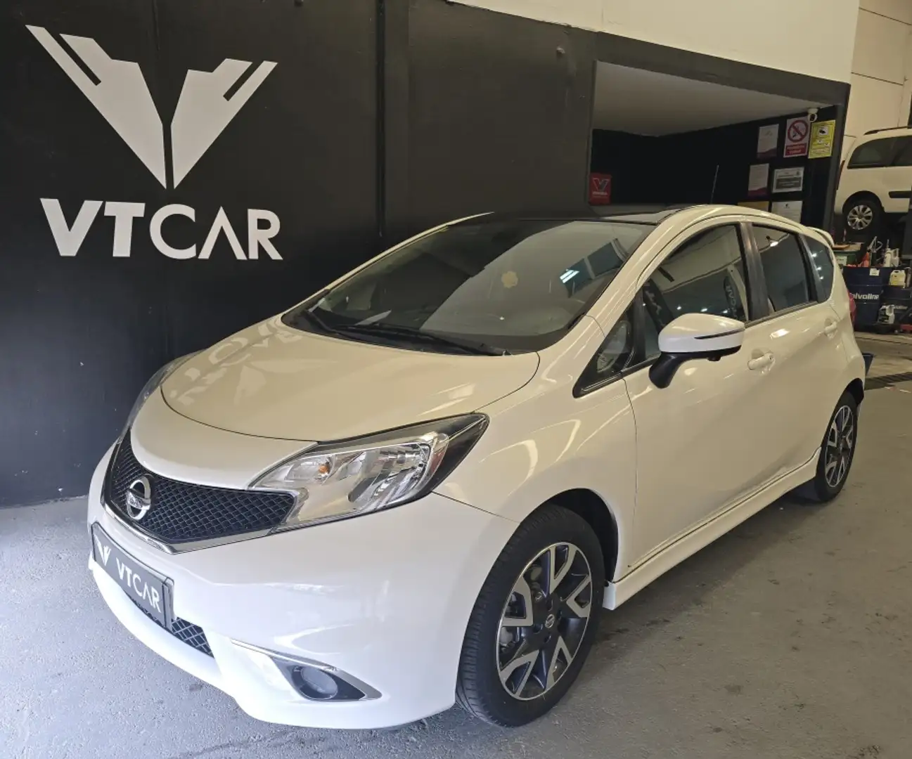 Nissan Note 1.2 DIG-S Tekna Sport 98 Blanc - 1