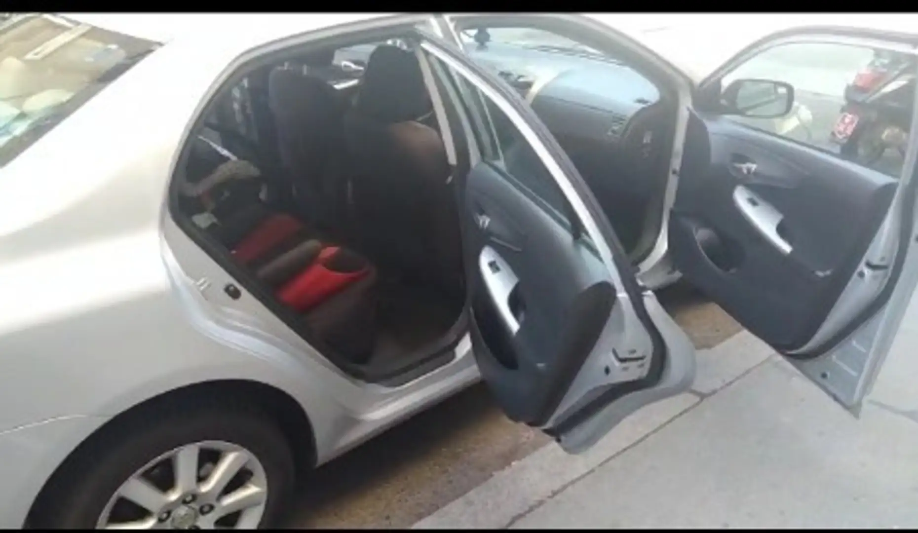 Toyota Corolla 1,4 D-4D 90 DPF High - 2