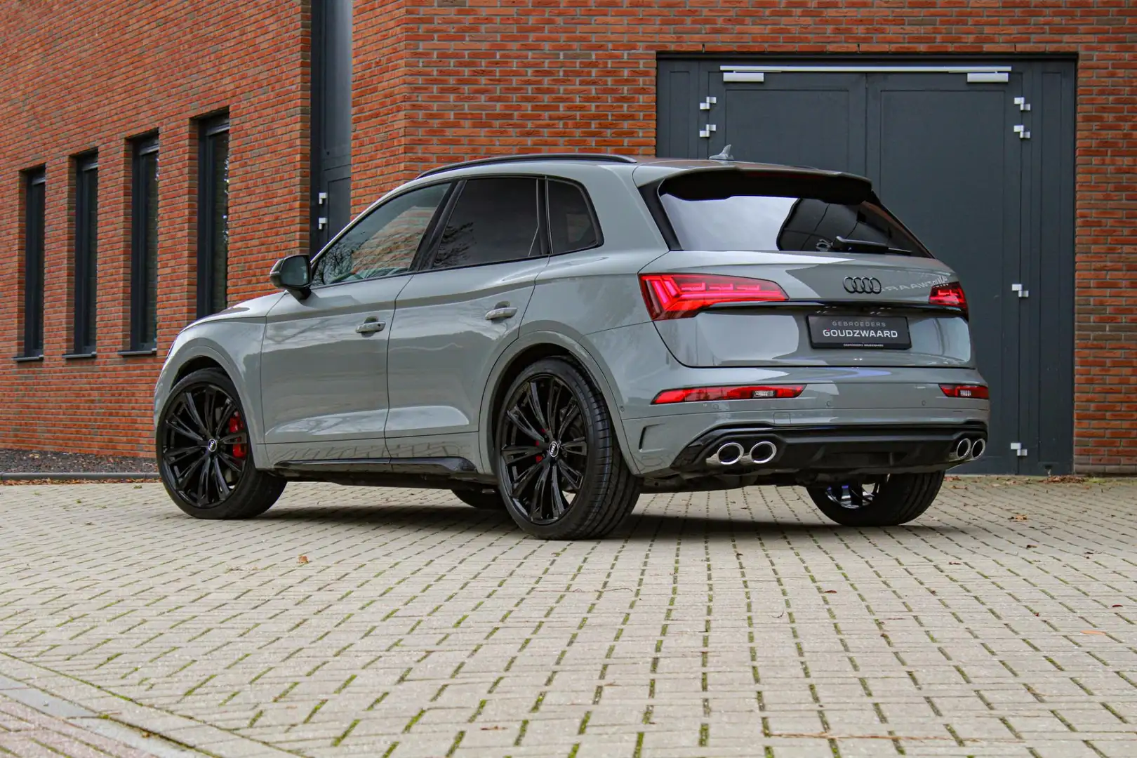 Audi SQ5 3.0 TDI quattro | Luchtvering | Pano | Standkachel Gris - 2