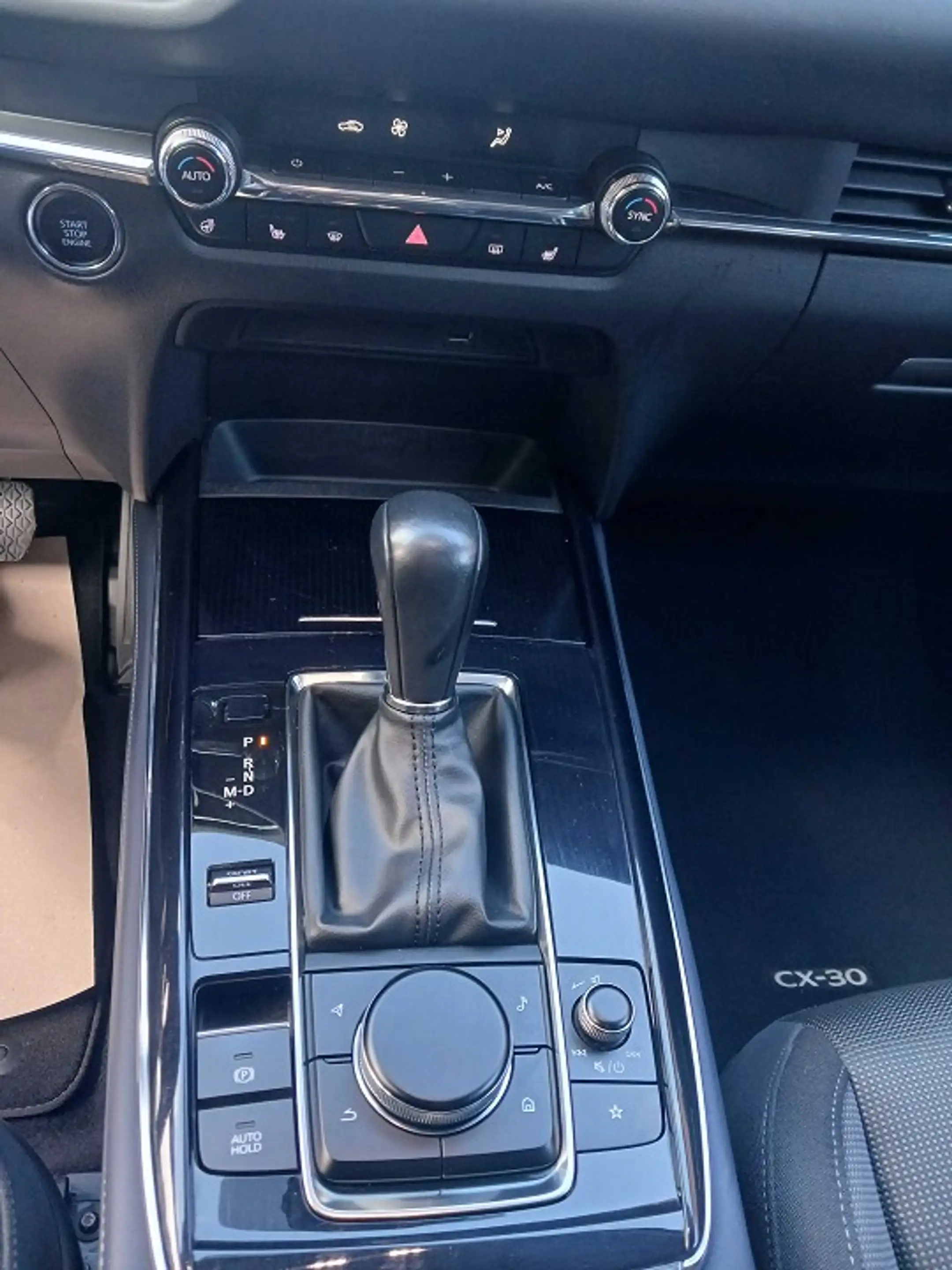 Mazda CX-30 SKYACTIV-X 2.0 M Hybrid — photo 12