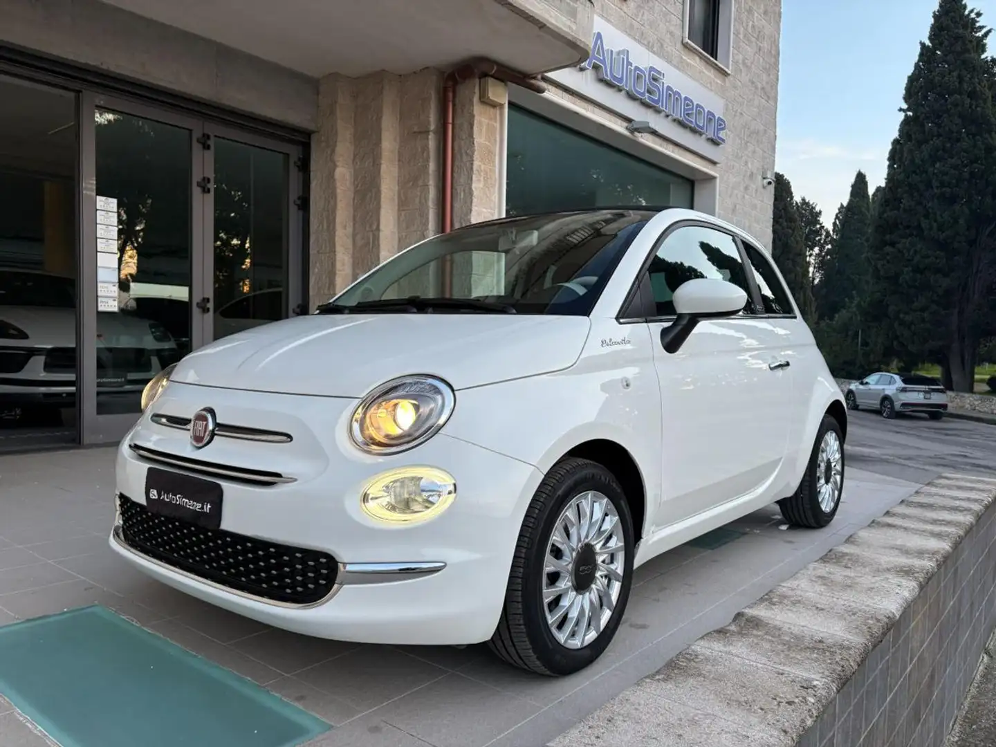 Fiat 500C 1.0 Hybrid Dolcevita CARPLAY-SENSORI Bianco - 1
