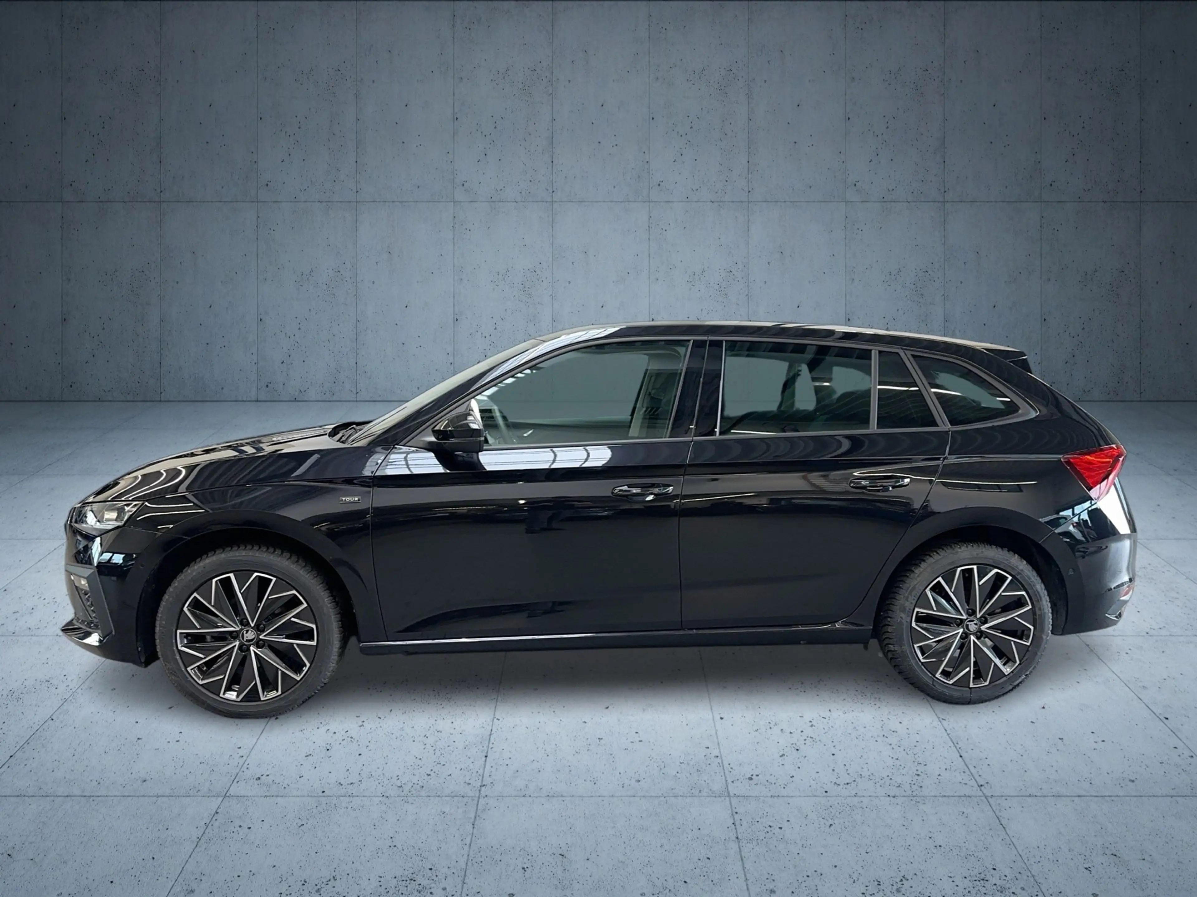 Skoda Scala Tour /BLACK PACKAGE /KAMERA — photo 2