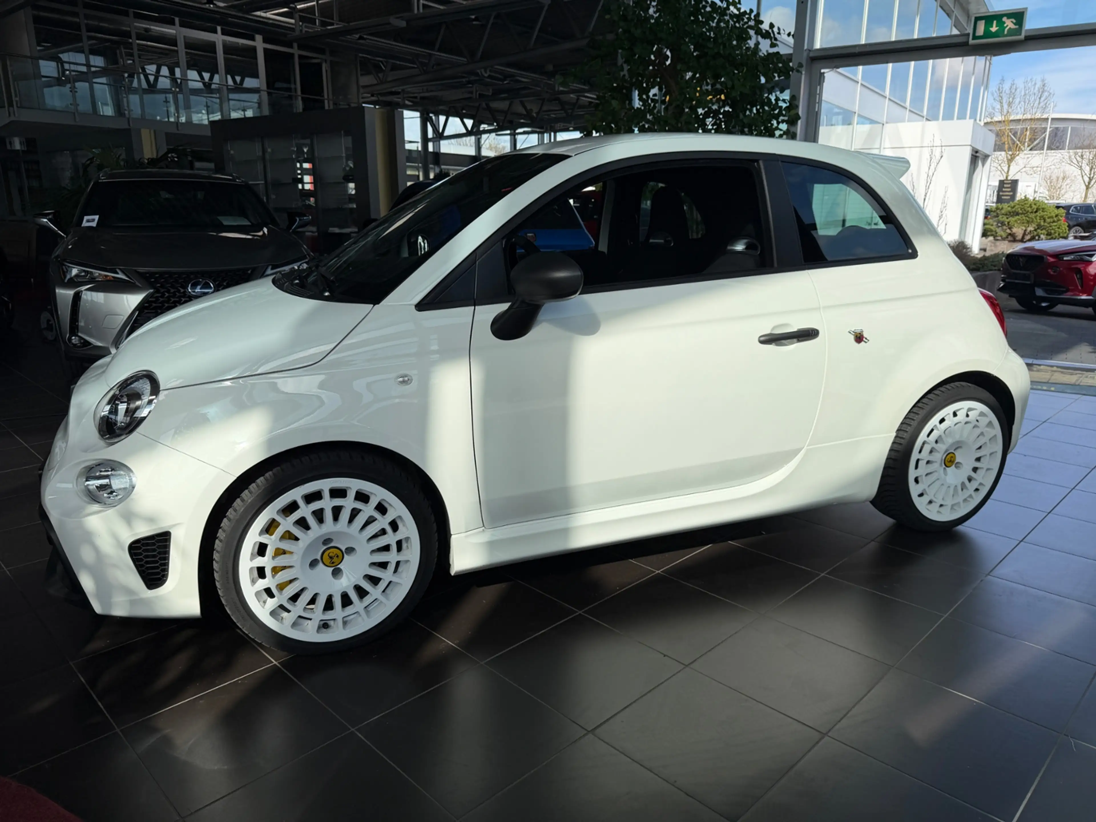 Abarth 695 1.4 T-Jet BEATS NAVI ALU — photo 3
