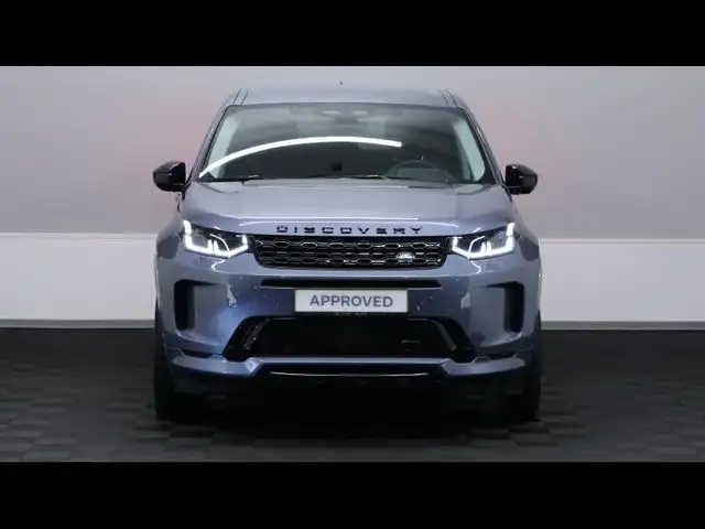 Land Rover Discovery Sport view 2