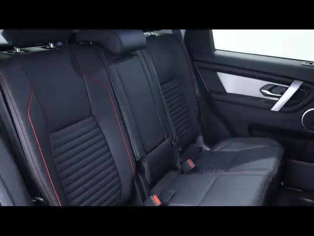 Land Rover Discovery Sport view 15