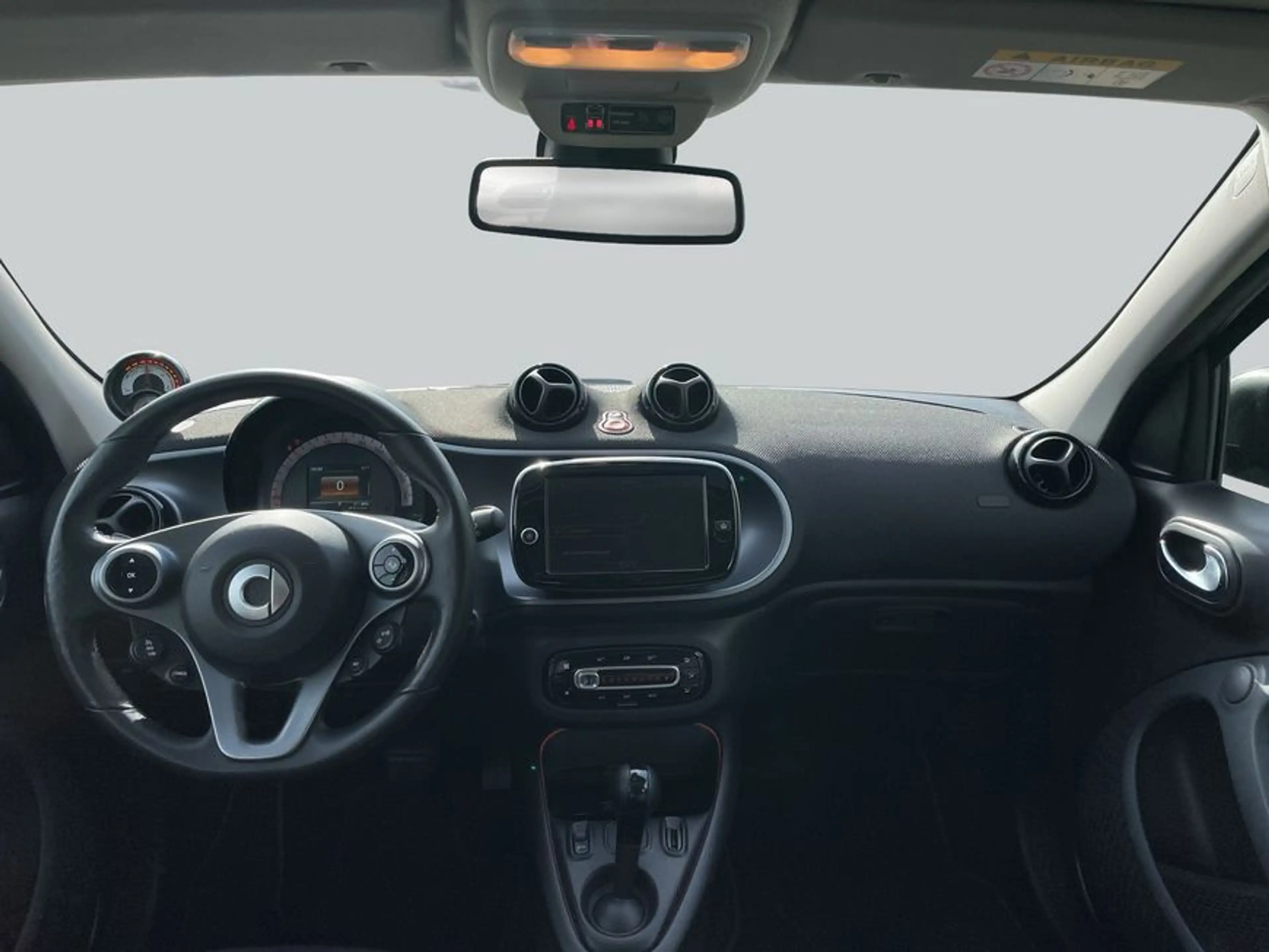 smart forFour forfour EQ passion 22KW Bordlader — photo 14