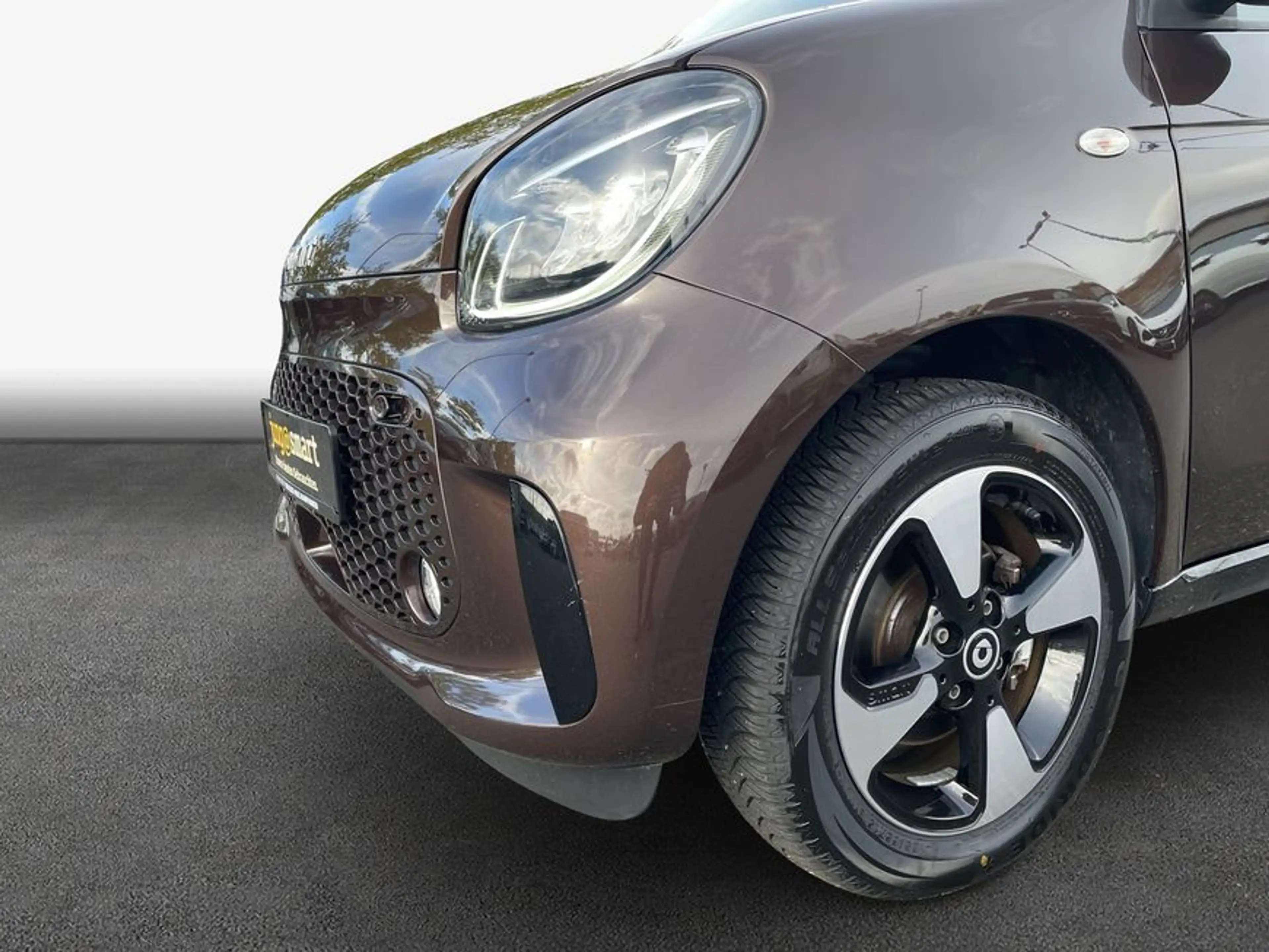 smart forFour forfour EQ passion 22KW Bordlader — photo 7