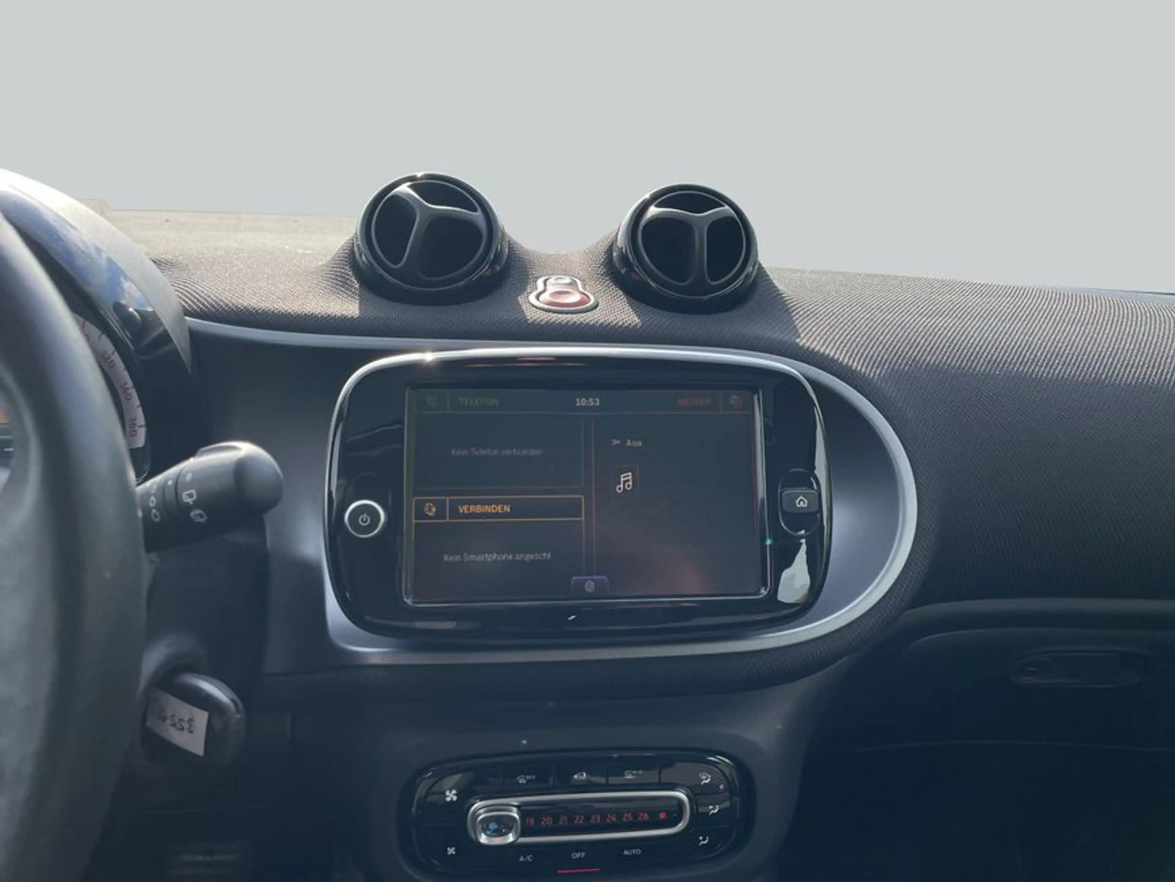 smart forFour forfour EQ passion 22KW Bordlader — photo 15