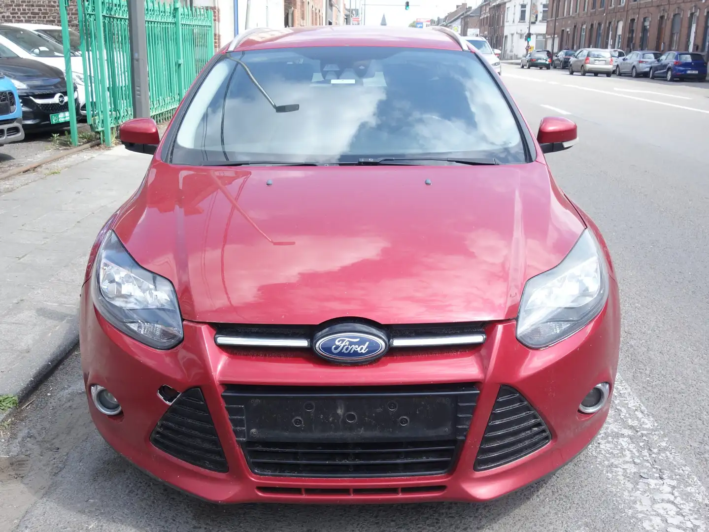 Ford Focus 2.0 TDCi Titanium Powershift*GPS*CUIR* Rojo - 2