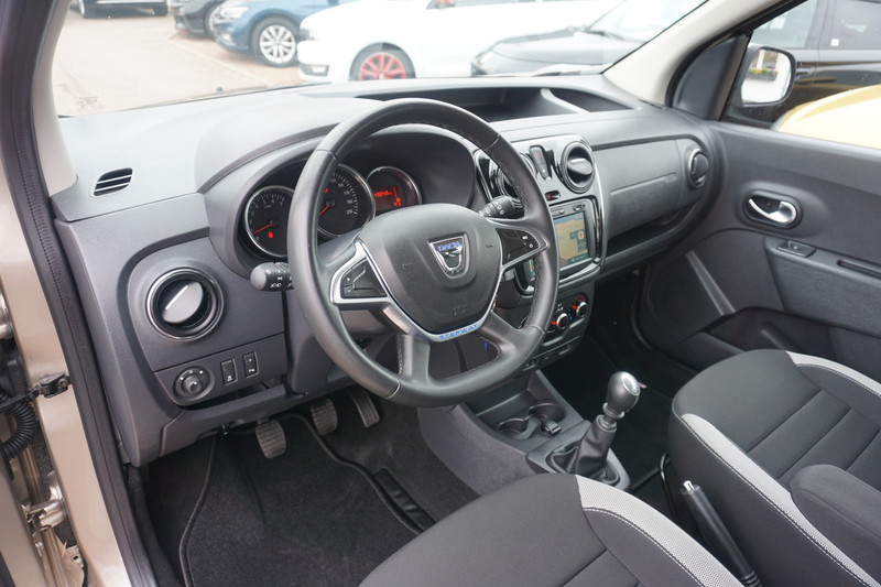 Dacia Dokker 1.3 Plus Navi Kamera Android Apple DAB — photo 7