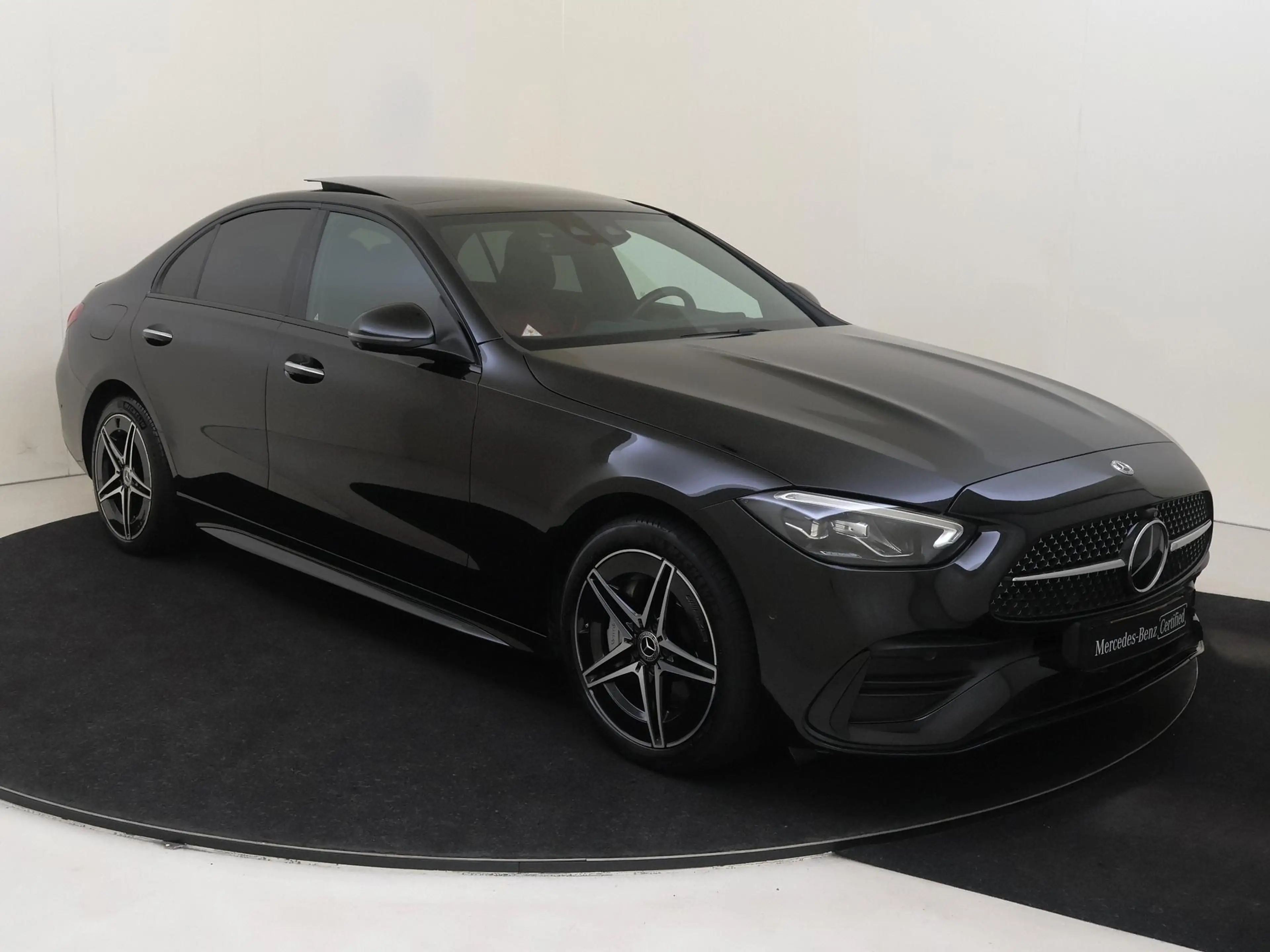 Mercedes-Benz C 300 e AMG Line Limited /Panoramadak /Memory /HUD /360 — photo 2