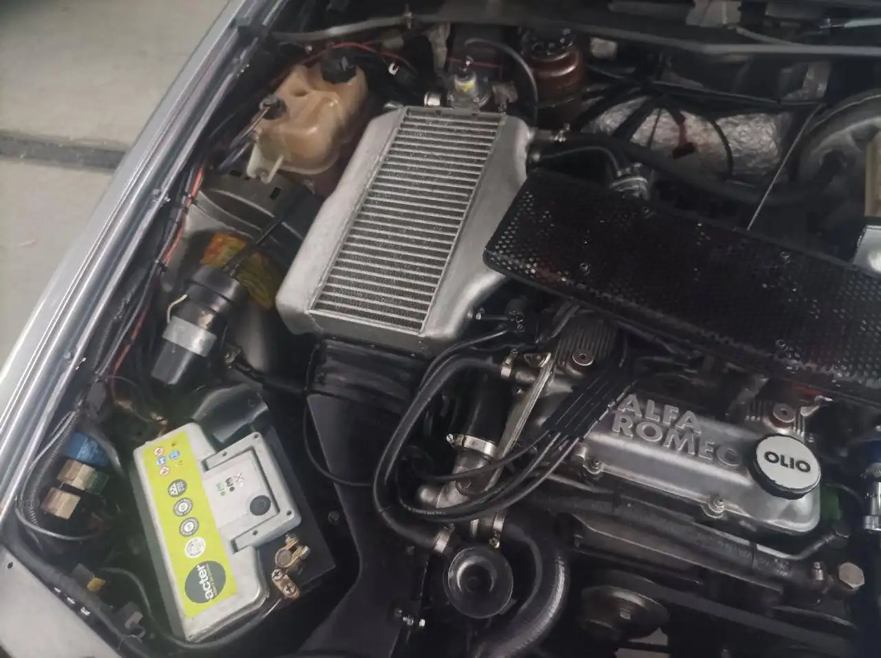 Alfa Romeo 75 1.8t Quadrifoglio Verde, foto 12