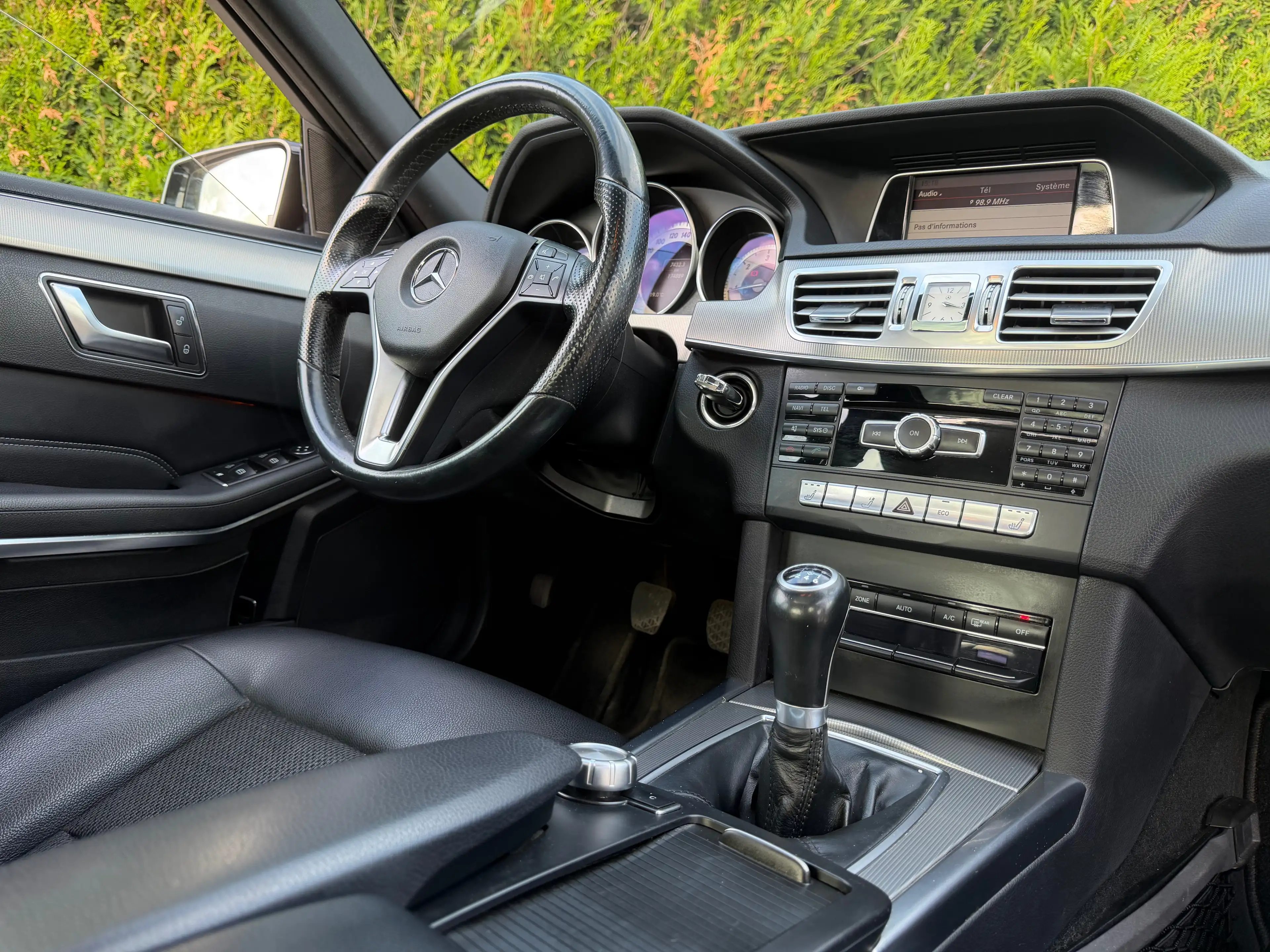Mercedes-Benz E 200 2.2L / Toit ouvrant / Prêt à immatriculer — photo 8