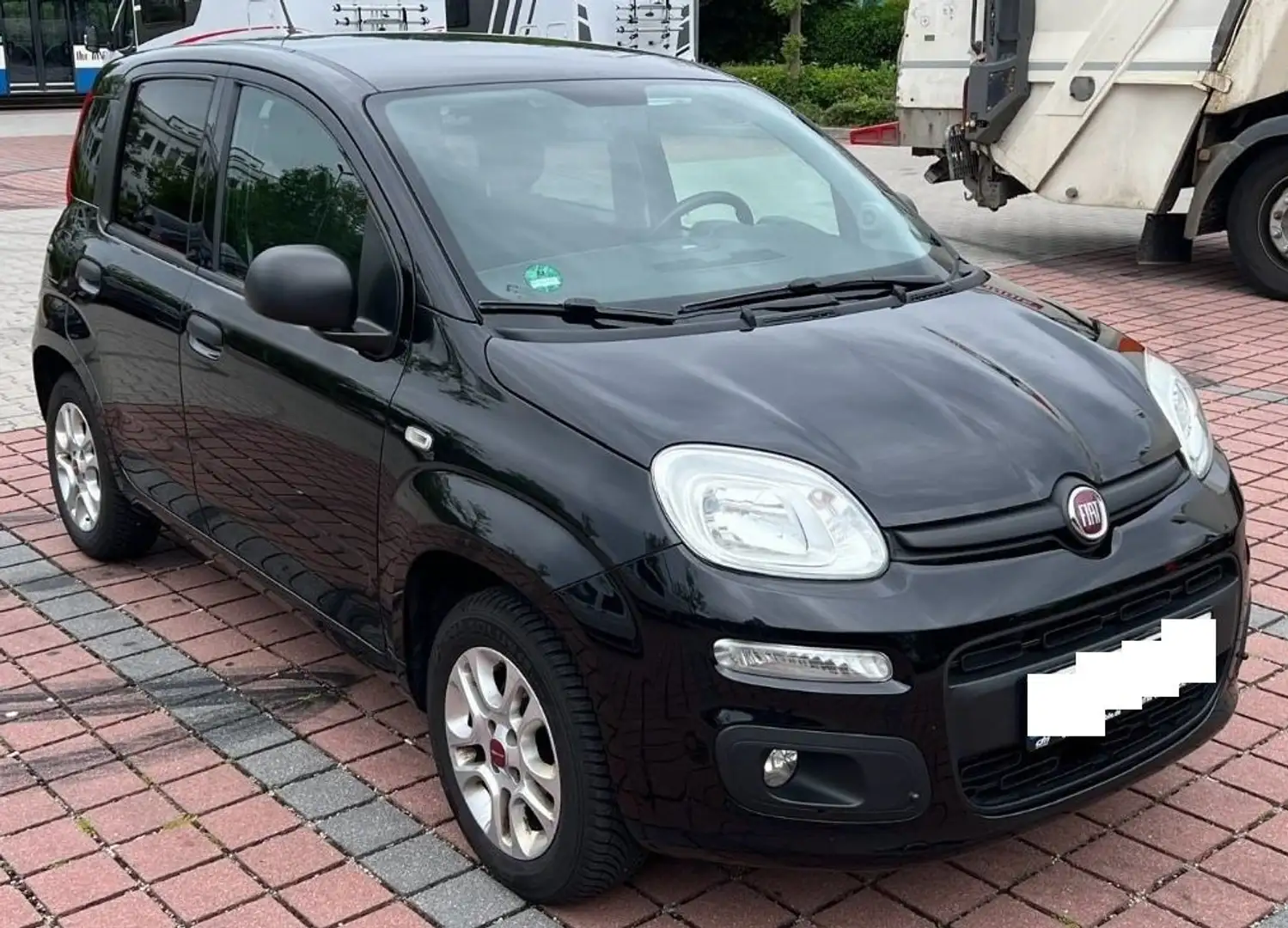 Fiat Panda Panda 1.2 Lounge 69cv Noir - 2