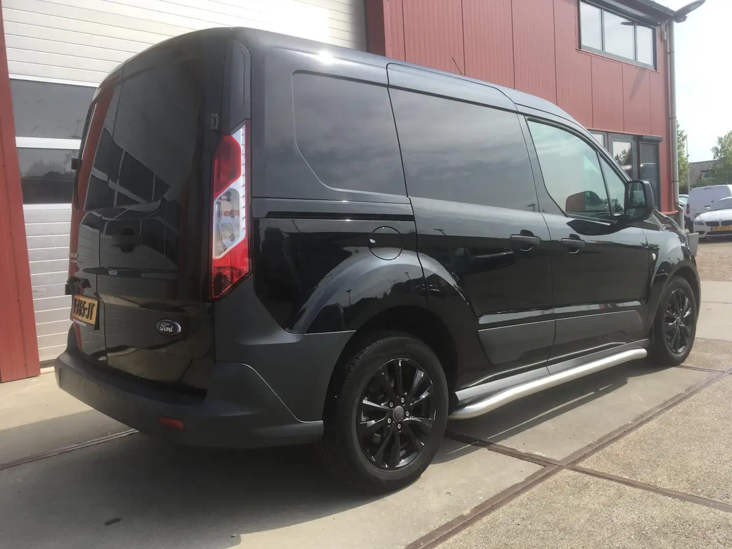 Ford Transit Connect 1.5 TDCI L1 Economy Edition Zwart - 2