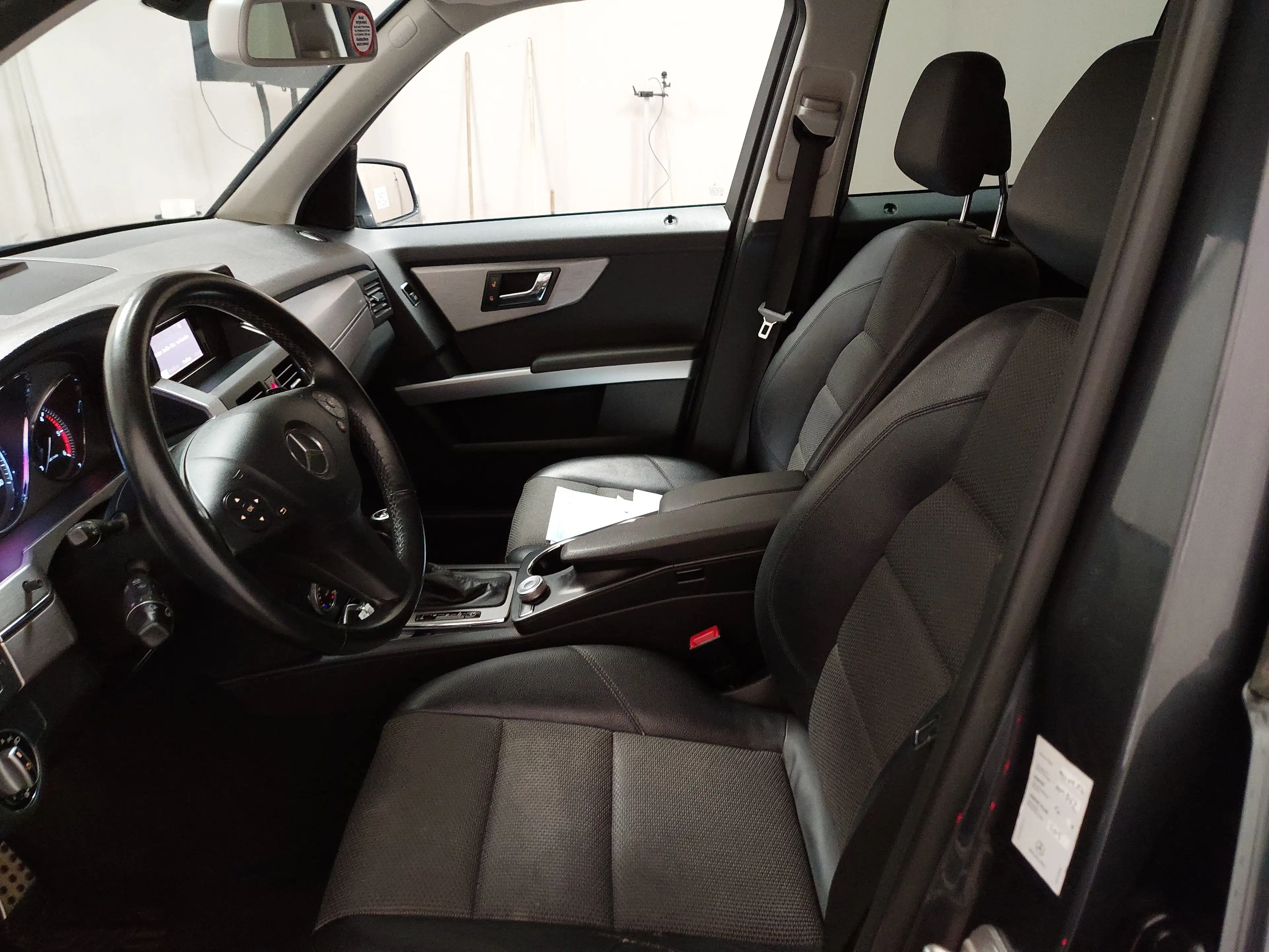 Mercedes-Benz GLK 350 MB GLK 350 CDI T-Leder Navi Bi-Xenon PDC — photo 6
