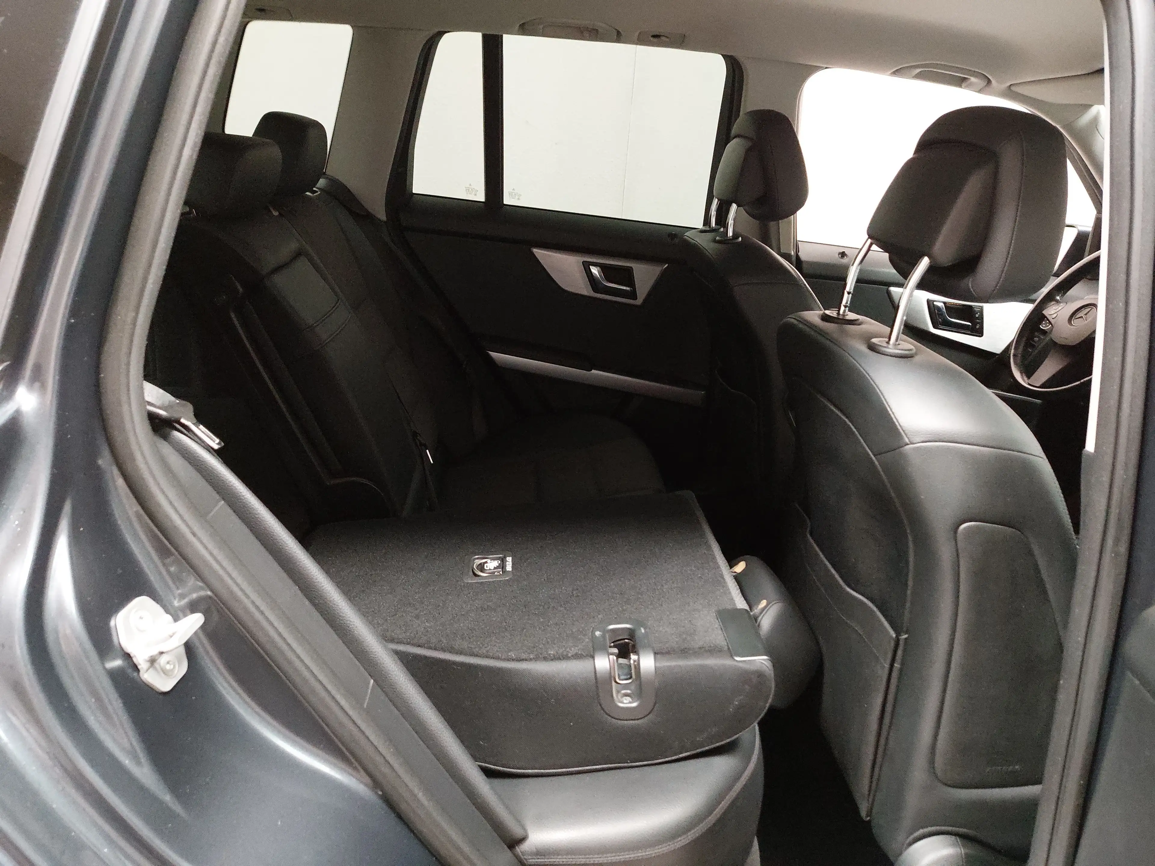 Mercedes-Benz GLK 350 MB GLK 350 CDI T-Leder Navi Bi-Xenon PDC — photo 11