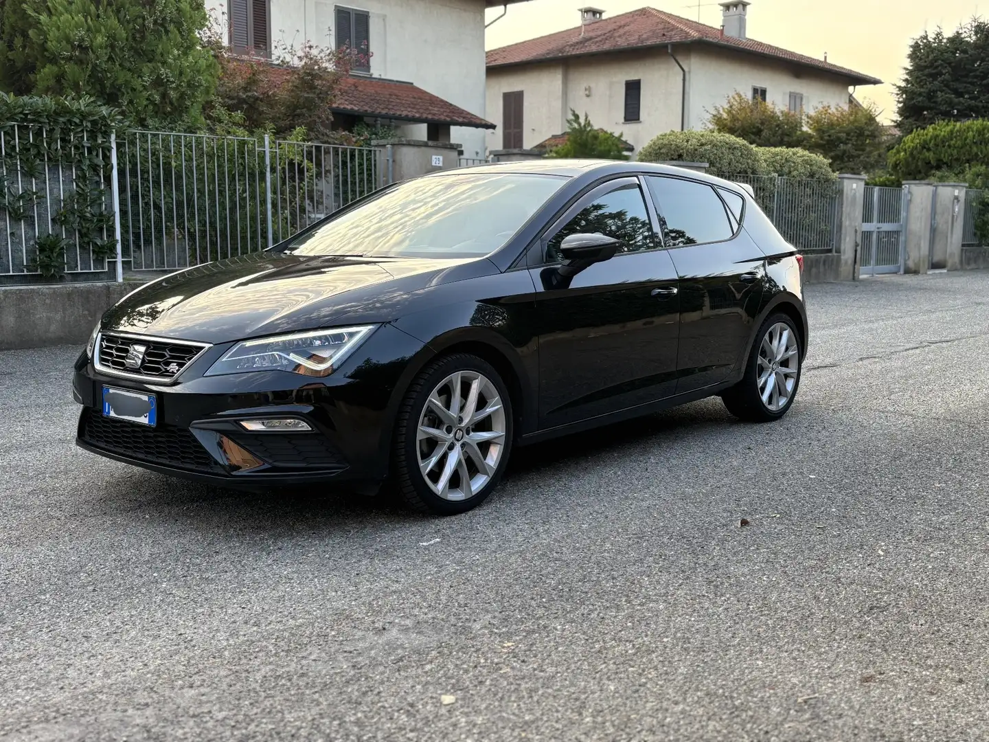 SEAT Leon 1.4 tsi act FR 150cv Nero - 2